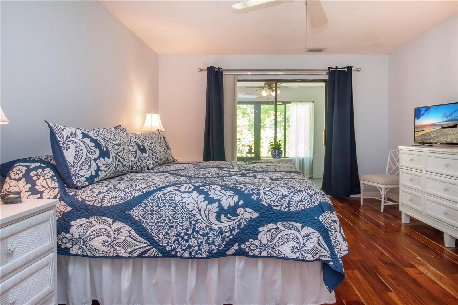 1803 NEW BEDFORD DR, SUN CITY CENTER, FL, 33573