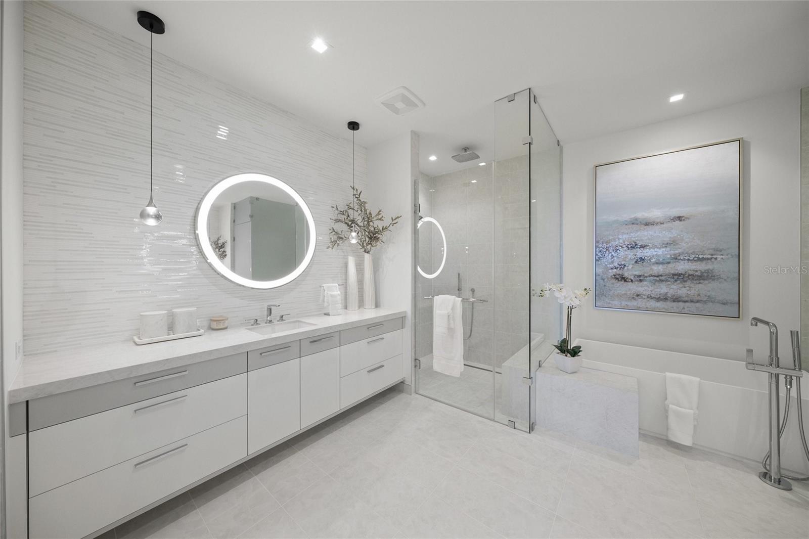 1581 GULF OF MEXICO DR #308, LONGBOAT KEY, FL, 34228