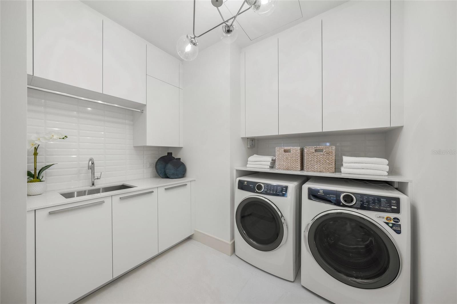 1581 GULF OF MEXICO DR #308, LONGBOAT KEY, FL, 34228