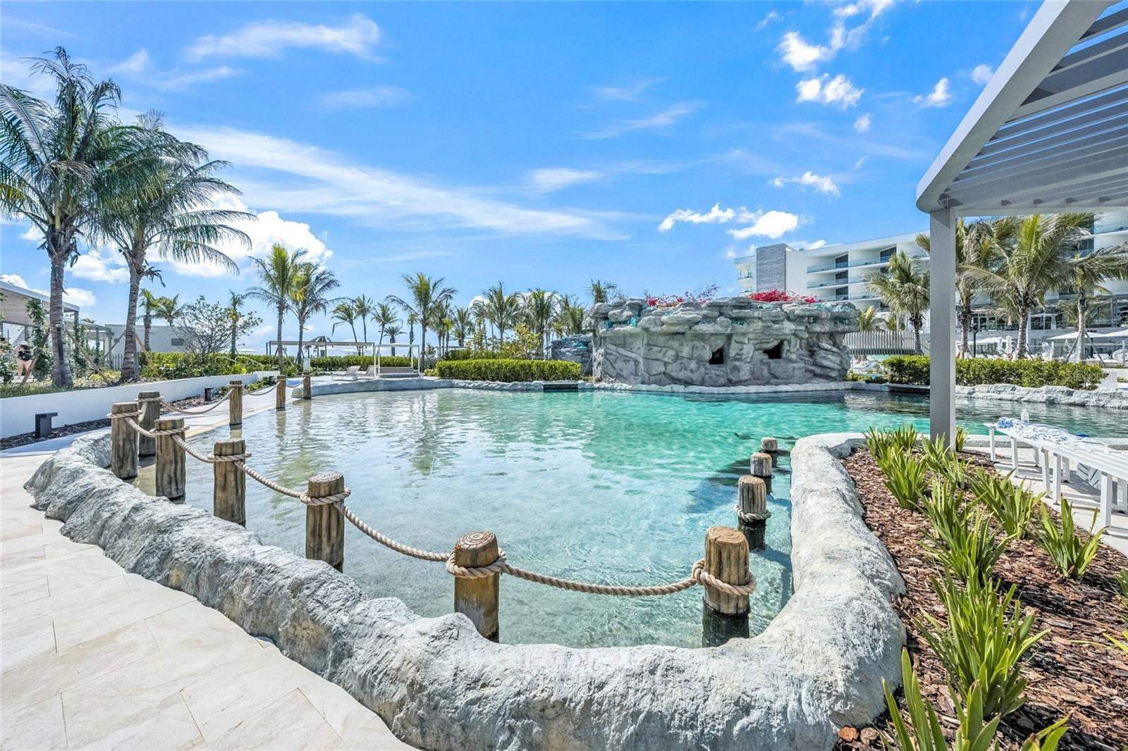 1581 GULF OF MEXICO DR #308, LONGBOAT KEY, FL, 34228