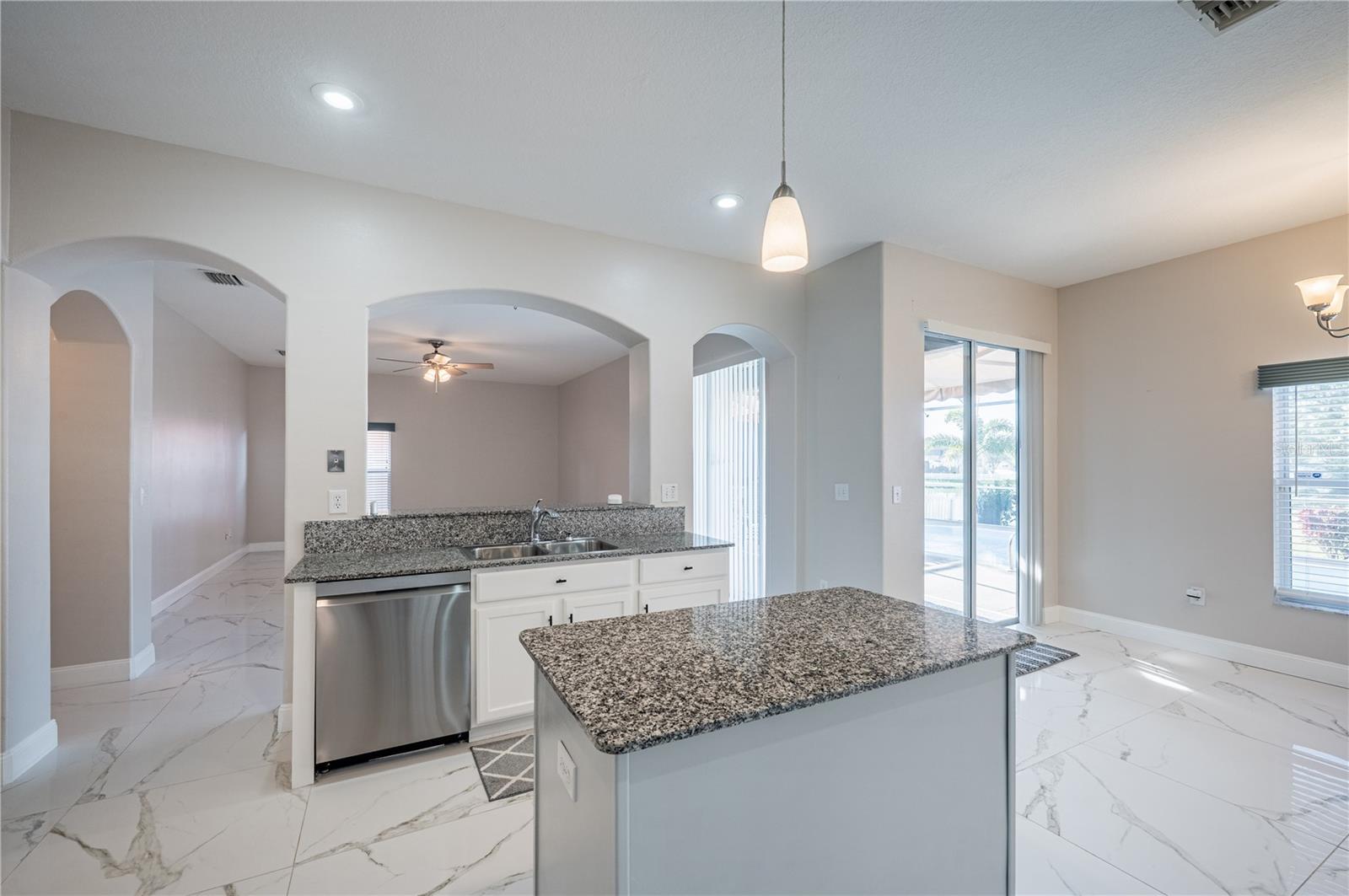 31028 BACLAN DR, WESLEY CHAPEL, FL, 33545
