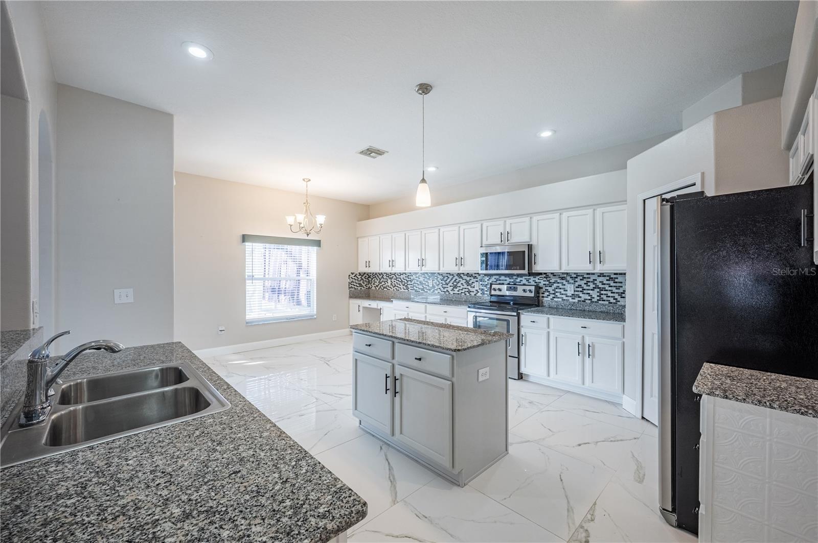 31028 BACLAN DR, WESLEY CHAPEL, FL, 33545