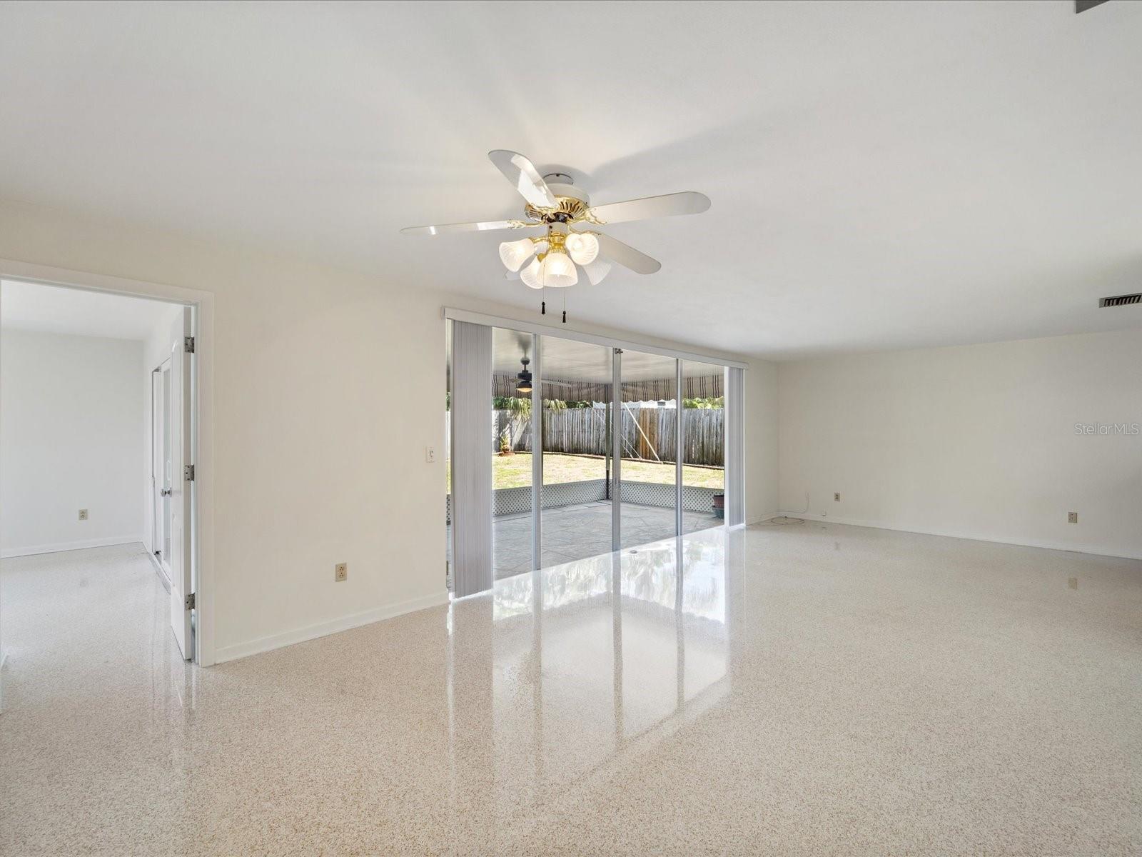 1531 PICARDY CIR, CLEARWATER, FL, 33755