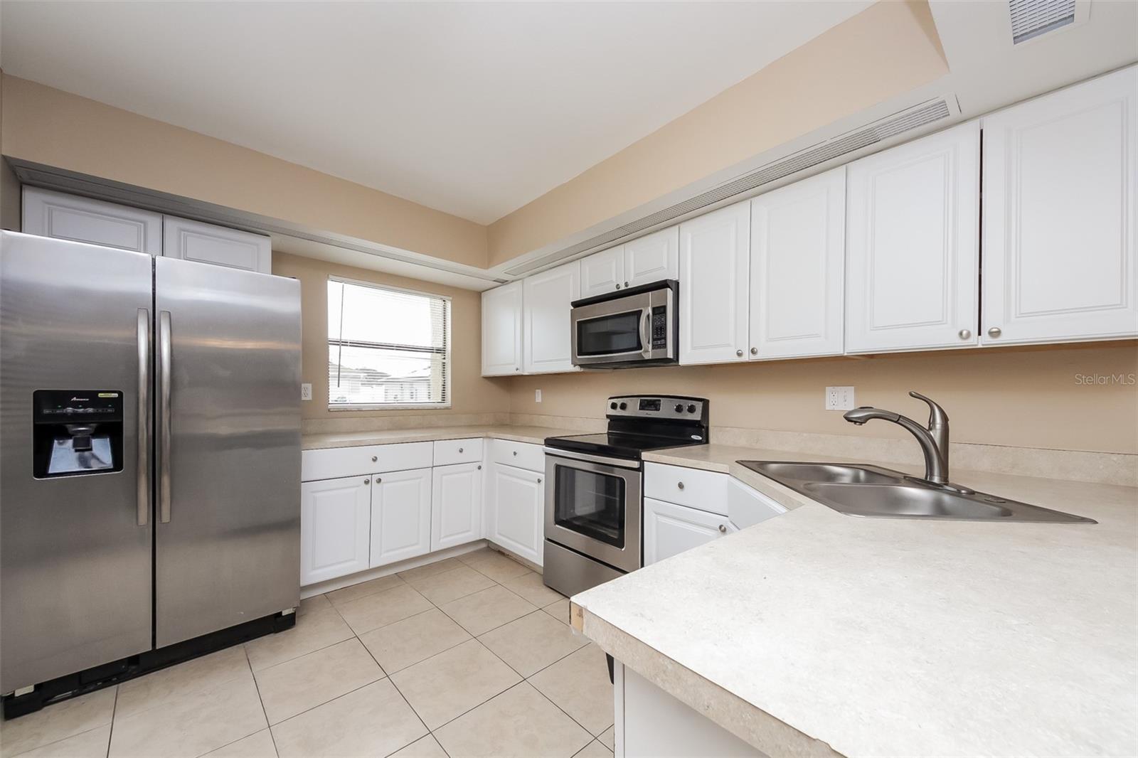 143 DORCHESTER CT, KISSIMMEE, FL, 34758