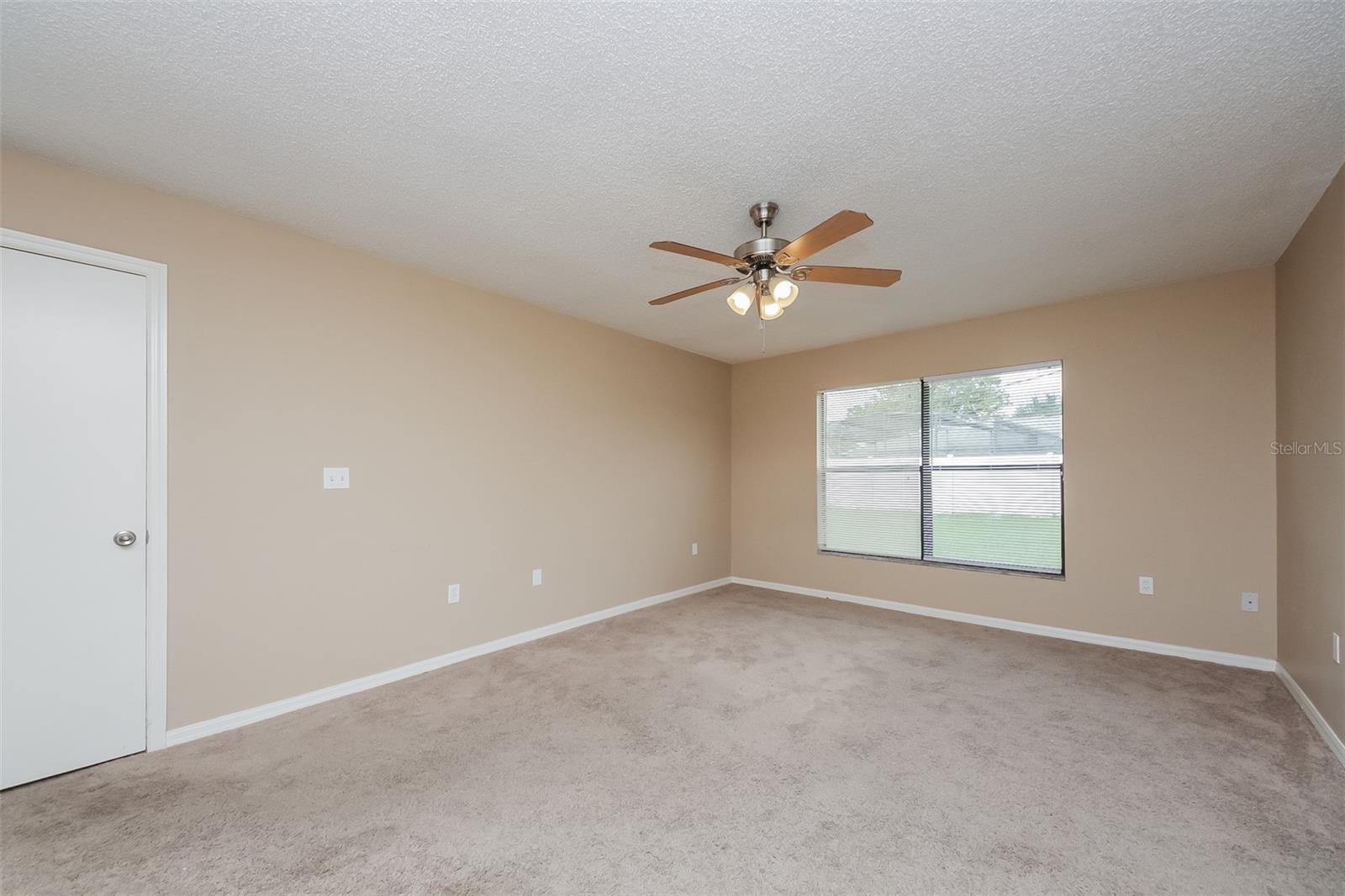 143 DORCHESTER CT, KISSIMMEE, FL, 34758