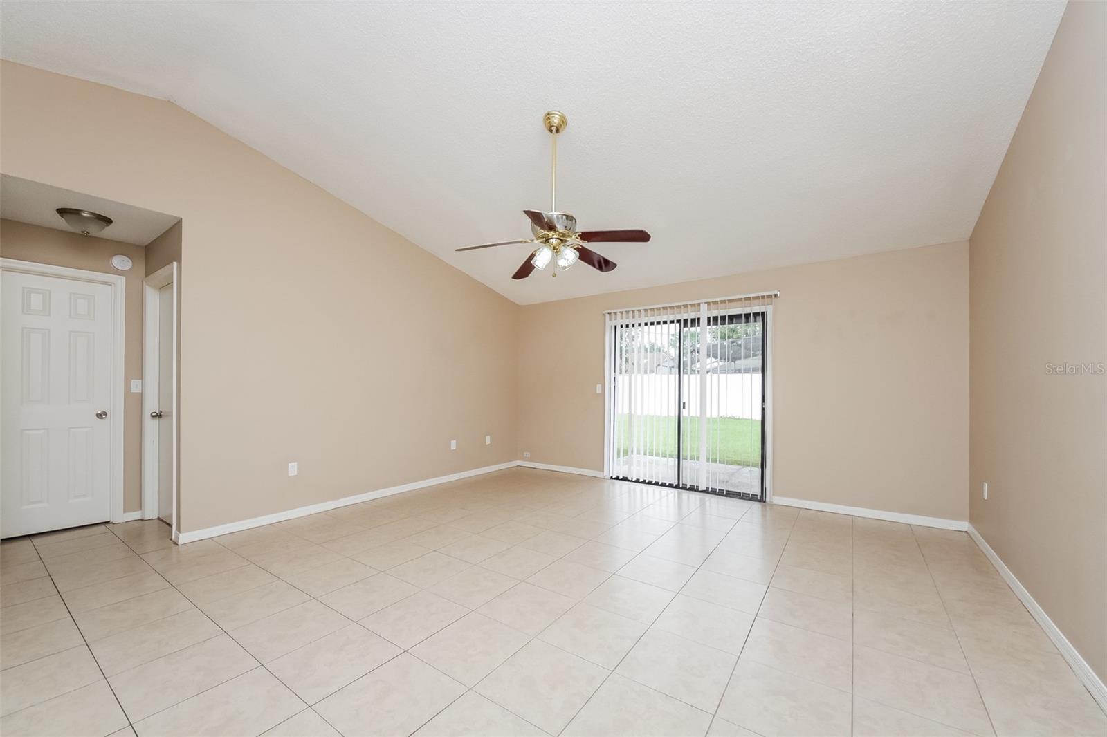 143 DORCHESTER CT, KISSIMMEE, FL, 34758