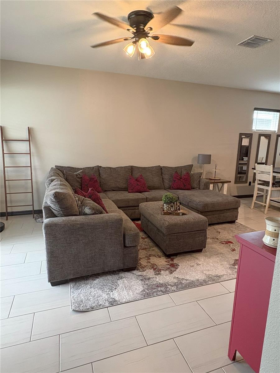 11833 CLARE HILL AVE, RIVERVIEW, FL, 33579