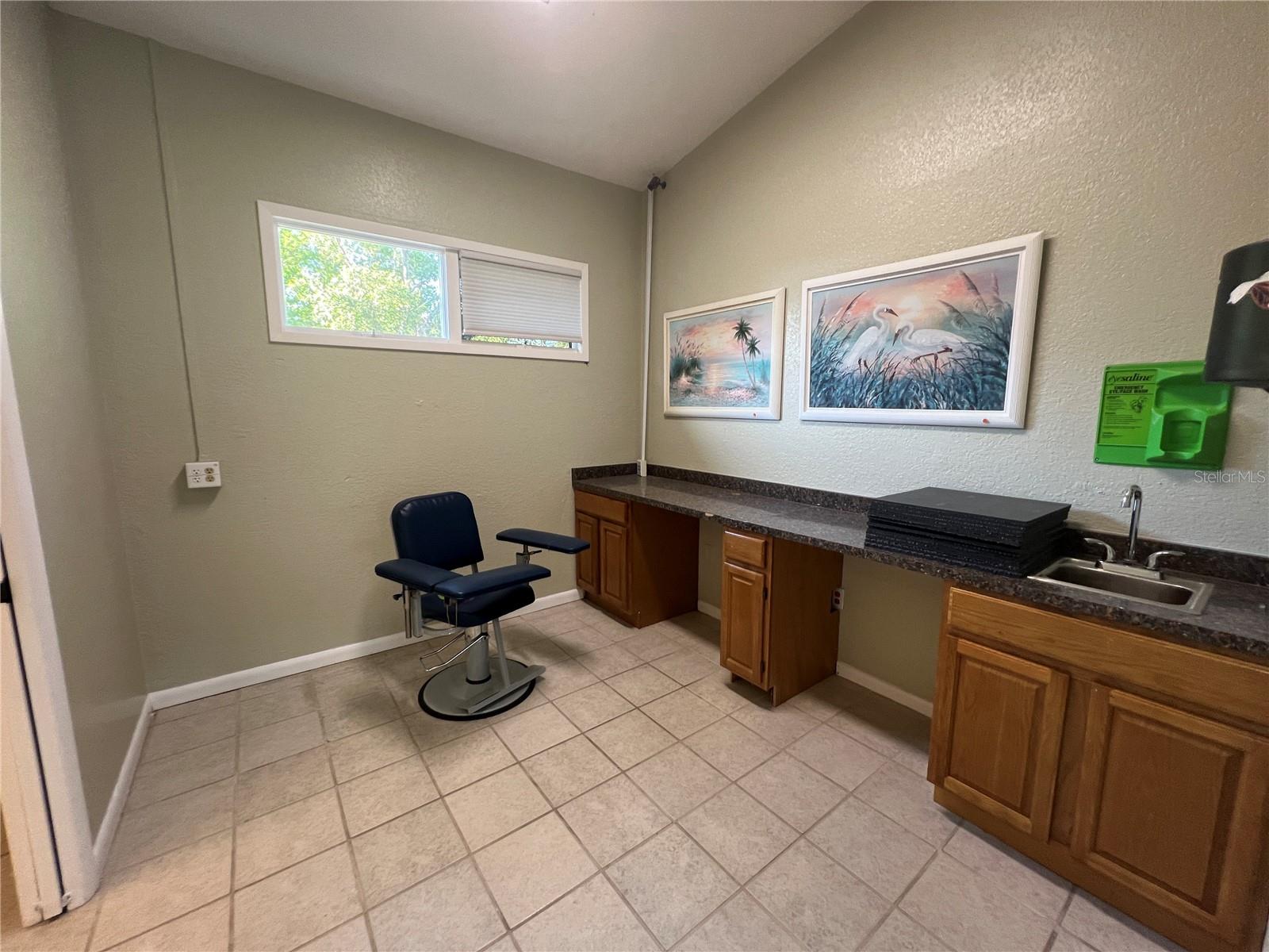 5427 WATER ST, NEW PORT RICHEY, FL, 34652