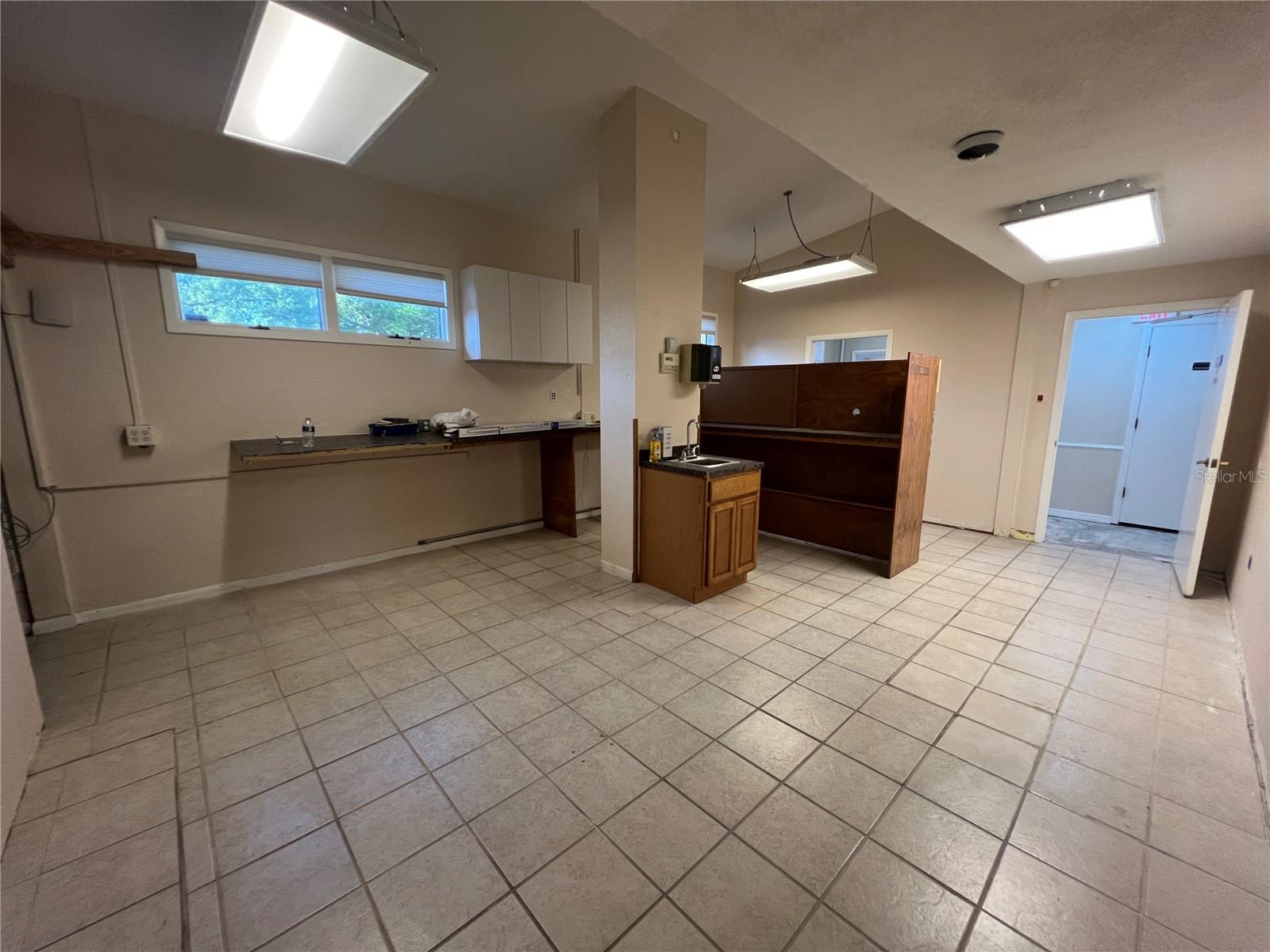 5427 WATER ST, NEW PORT RICHEY, FL, 34652