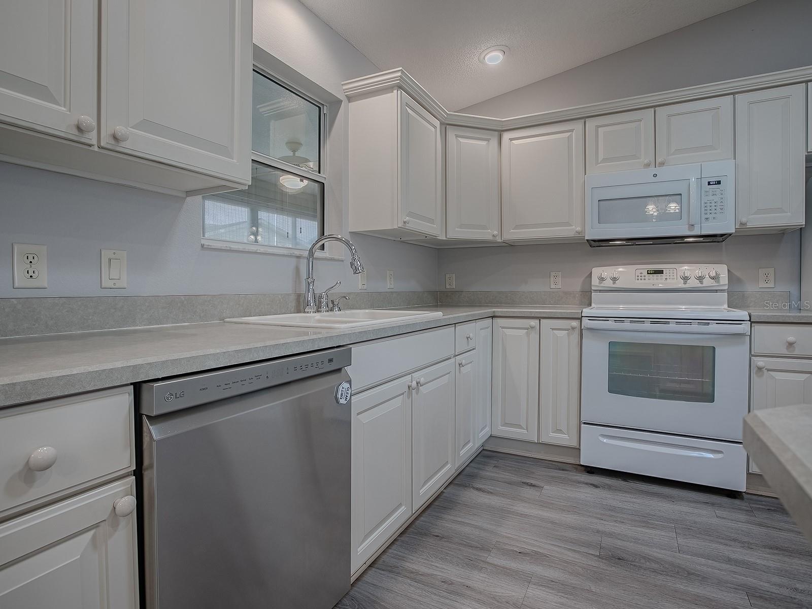 922 KENOVA AVE, THE VILLAGES, FL, 32162