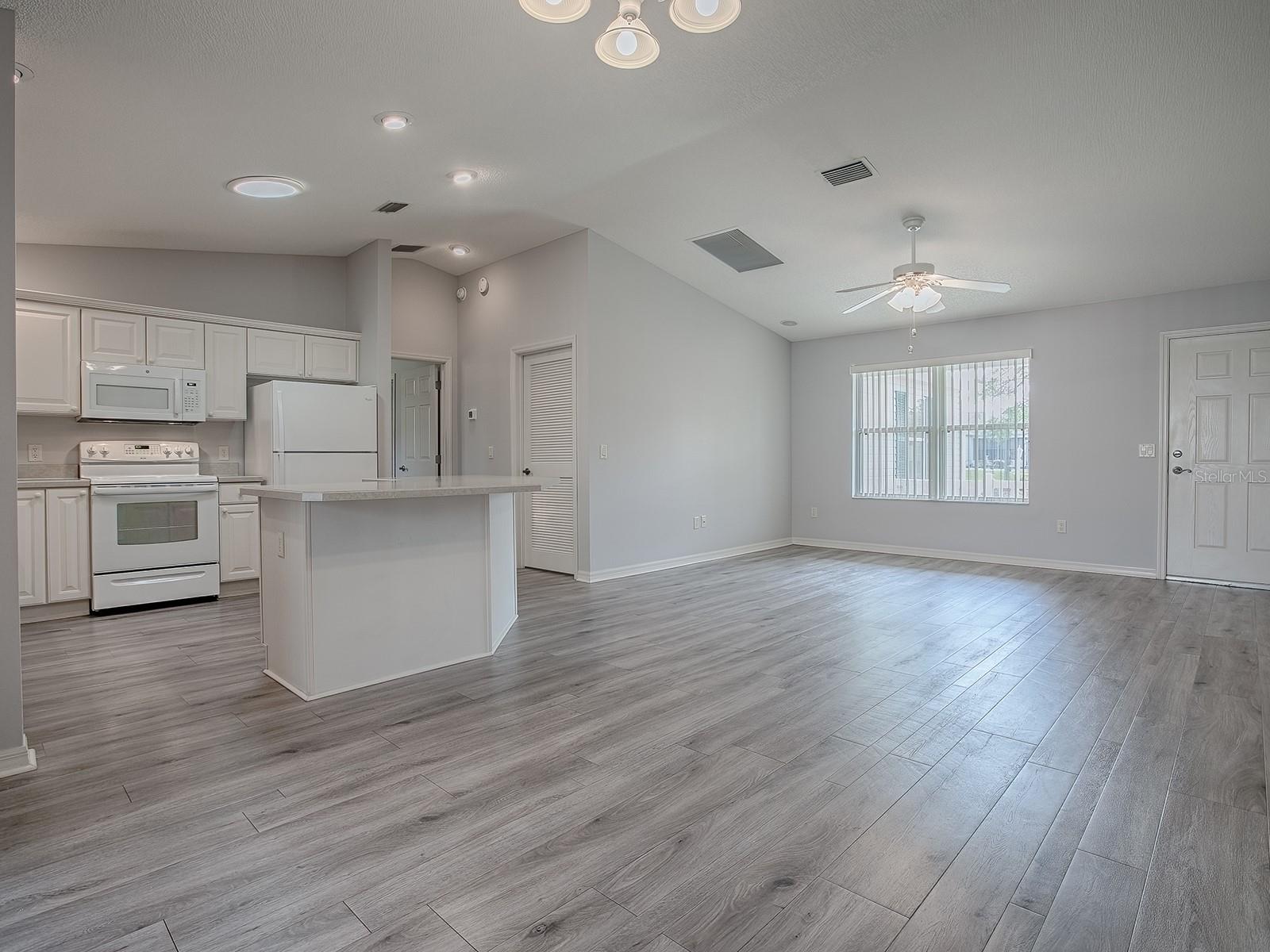 922 KENOVA AVE, THE VILLAGES, FL, 32162