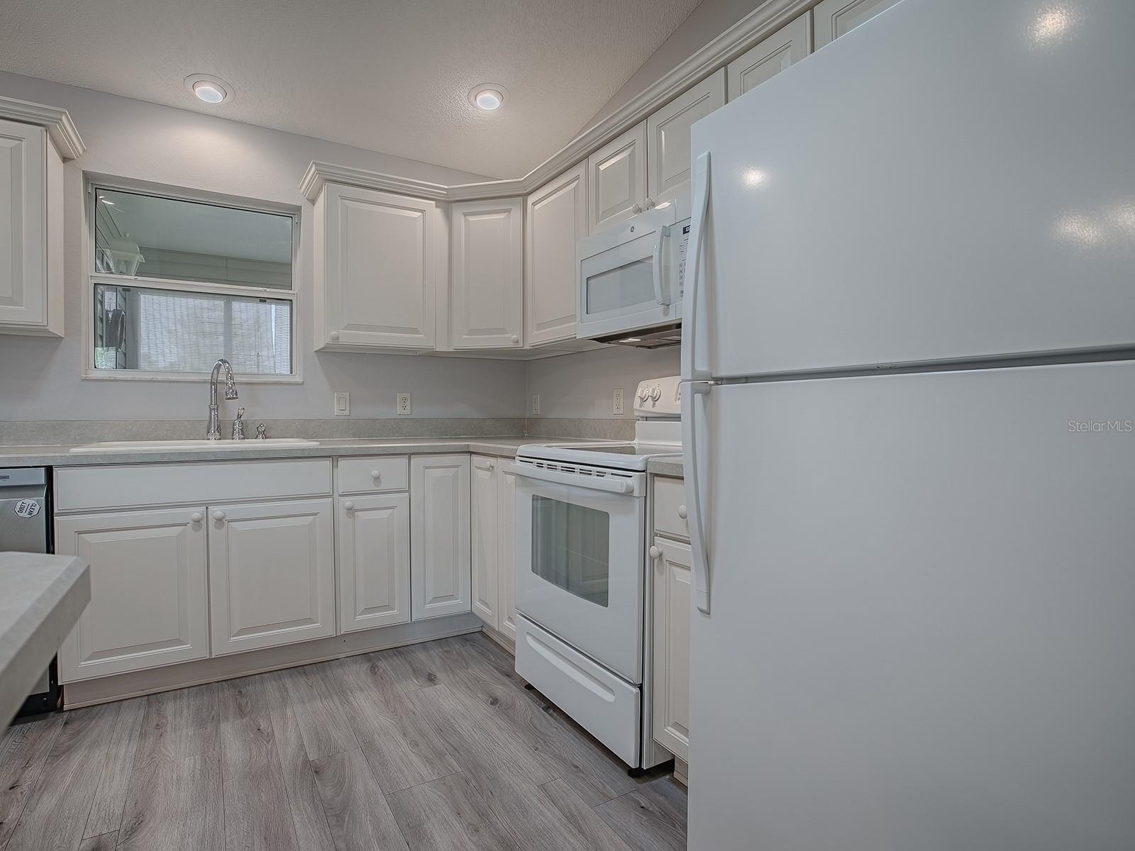 922 KENOVA AVE, THE VILLAGES, FL, 32162