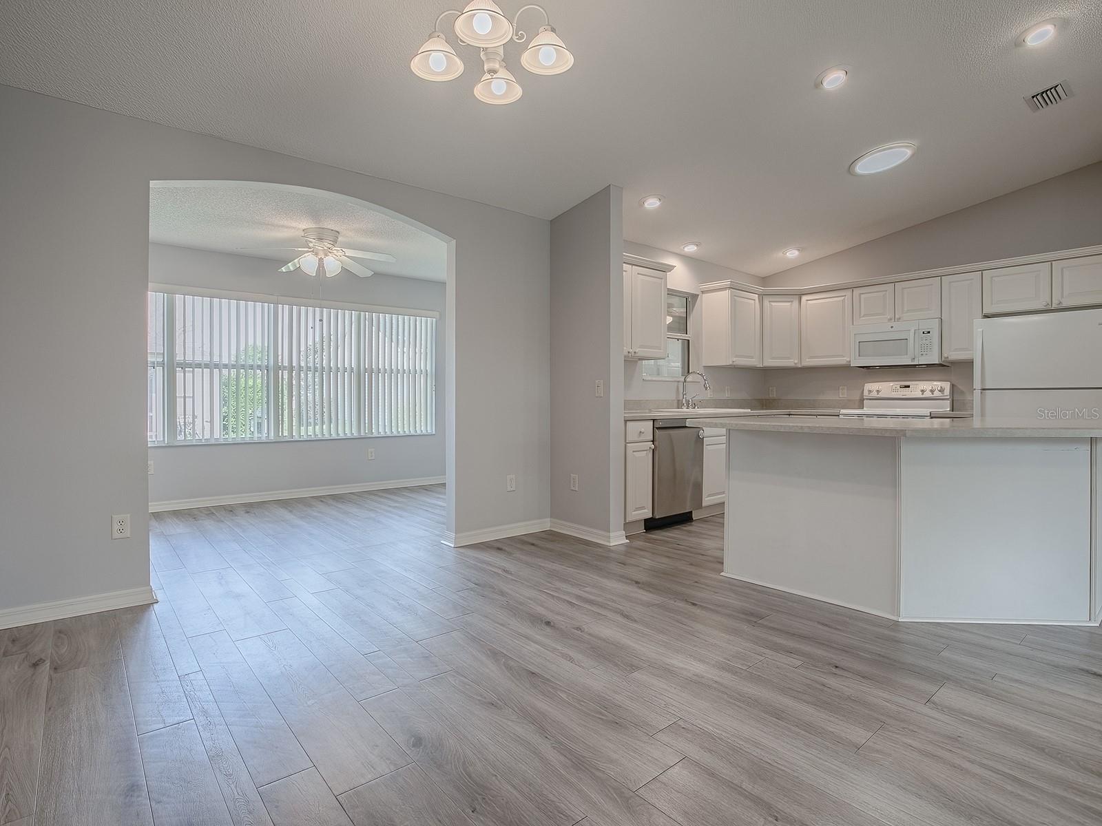 922 KENOVA AVE, THE VILLAGES, FL, 32162