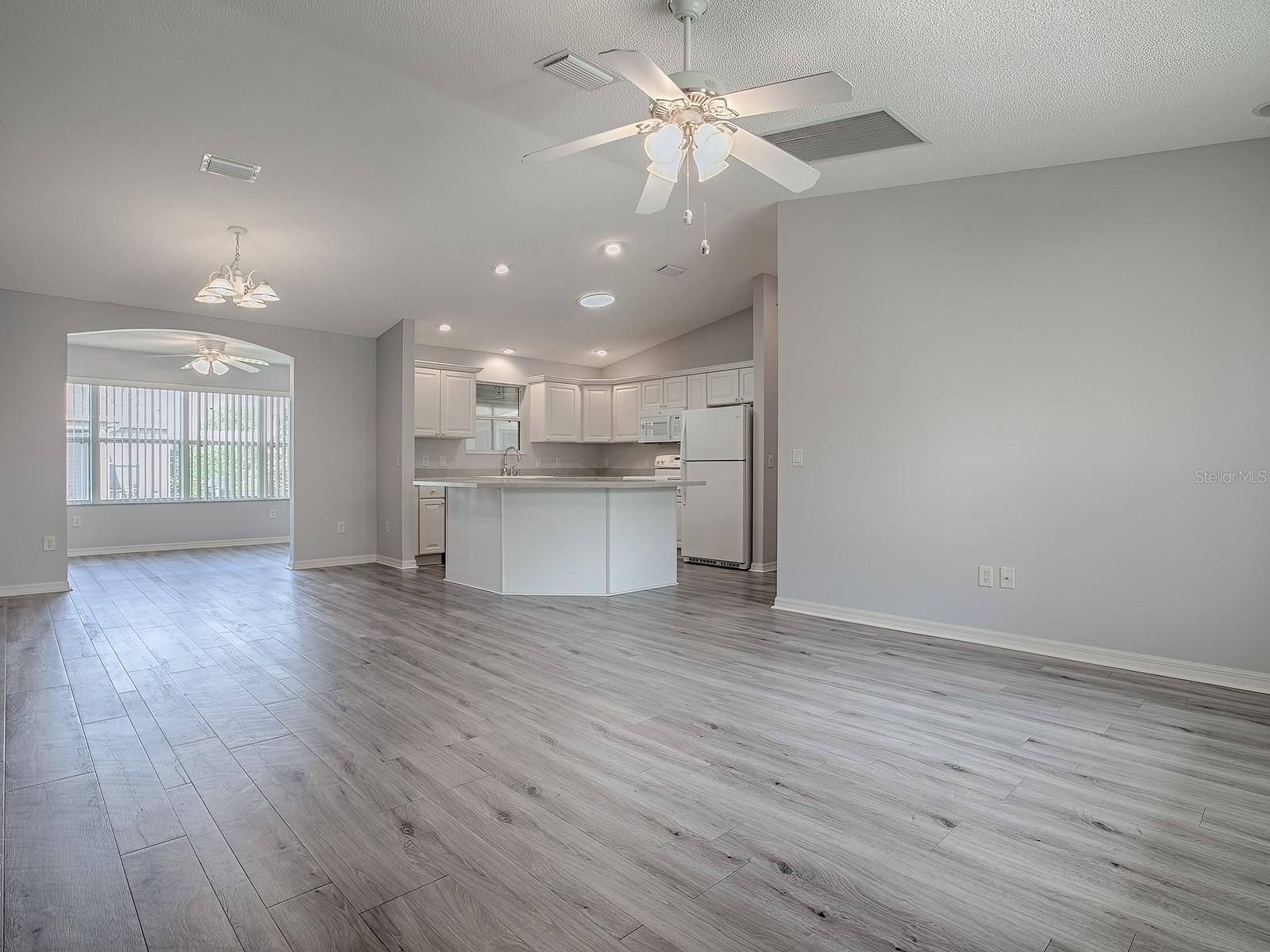 922 KENOVA AVE, THE VILLAGES, FL, 32162