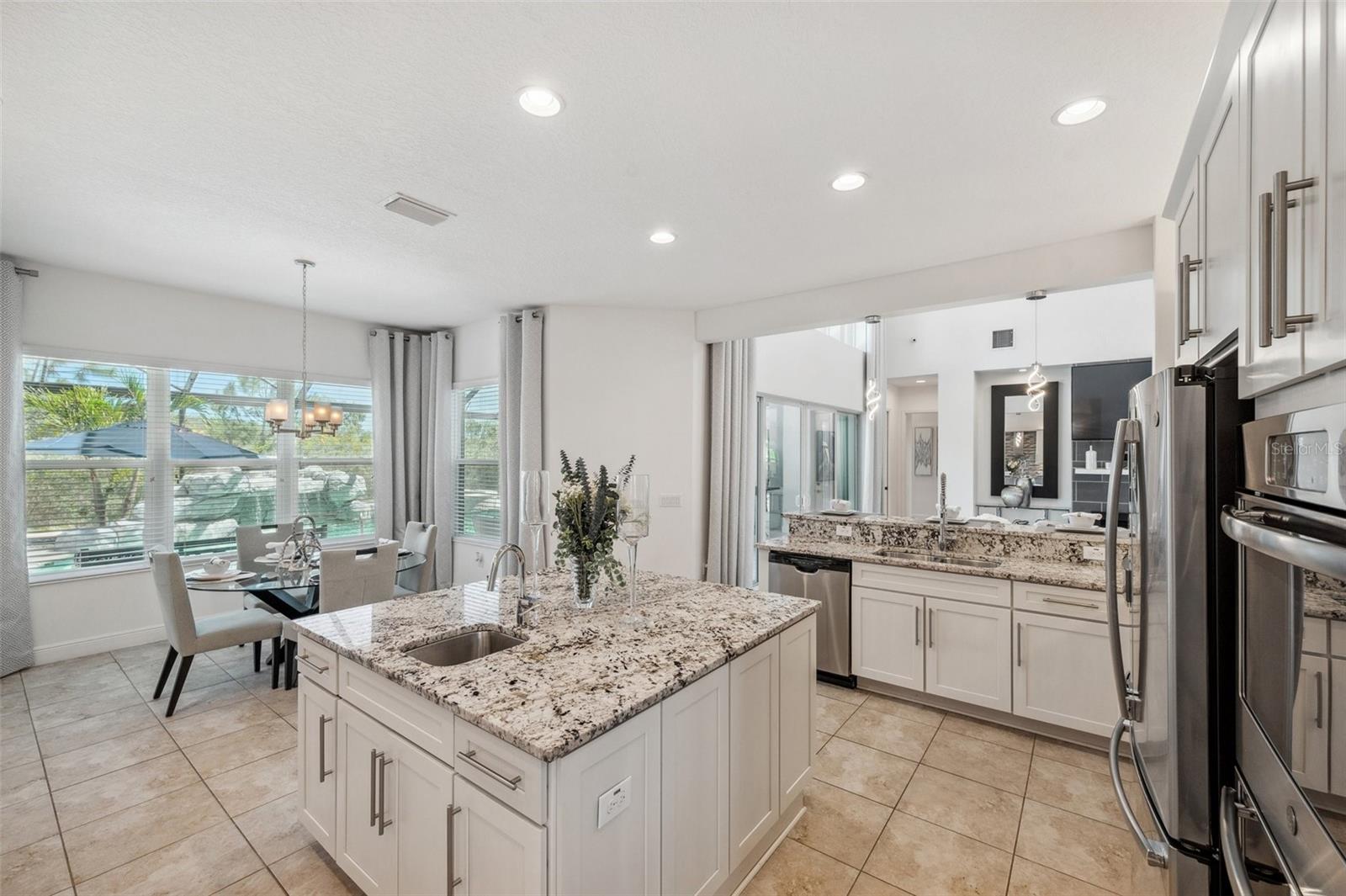 2600 COCO PALM CIR, WESLEY CHAPEL, FL, 33543