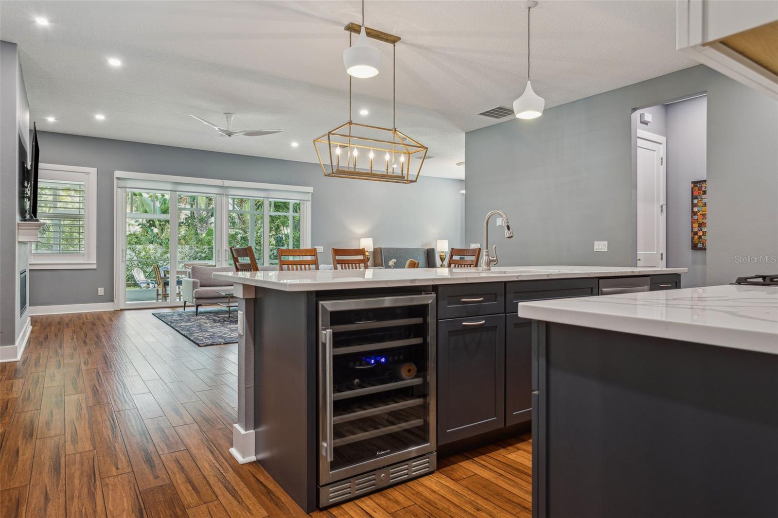 3118 W WALLCRAFT AVE, TAMPA, FL, 33611