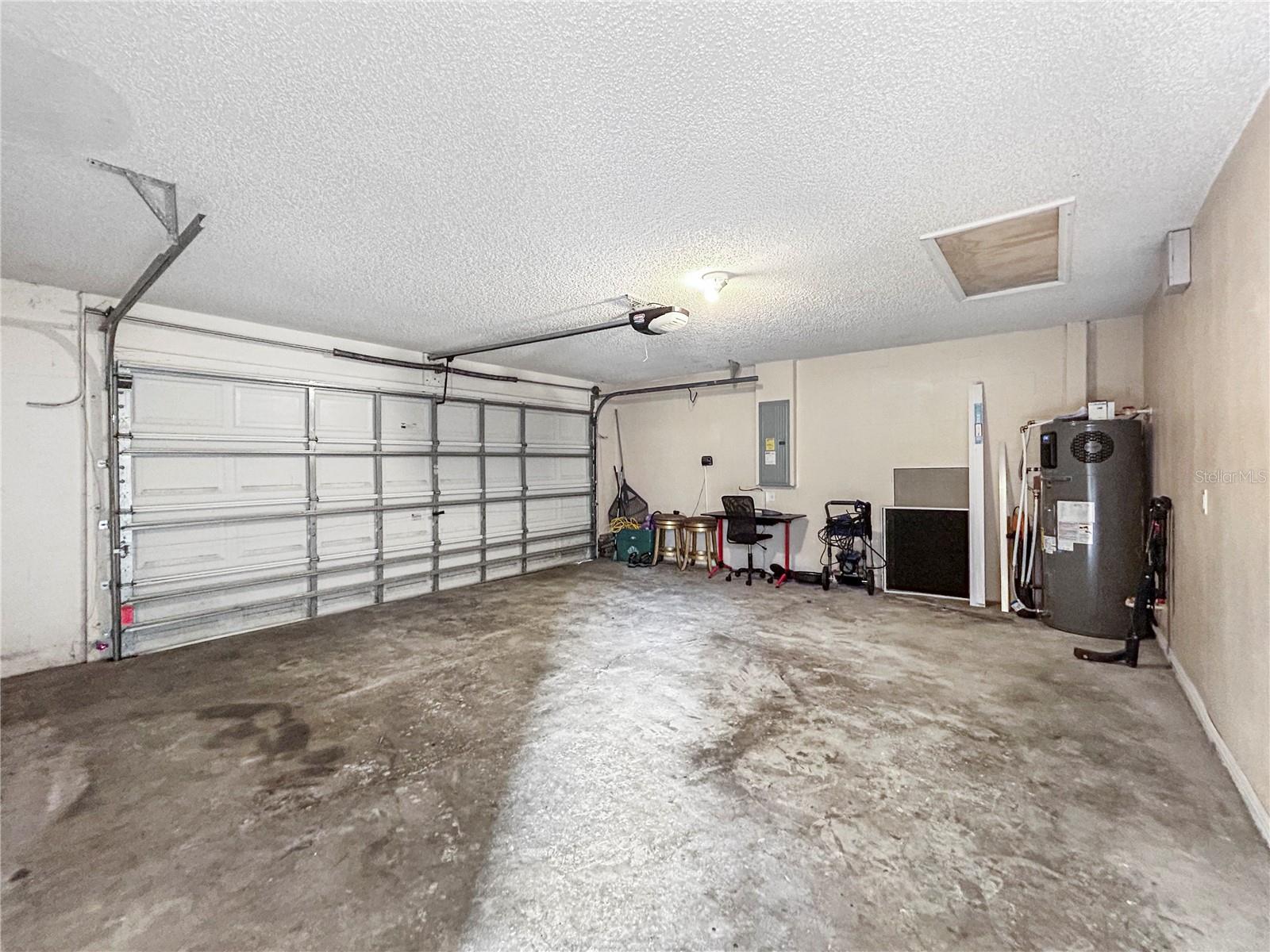 8715 MORRISON OAKS CT, TEMPLE TERRACE, FL, 33637