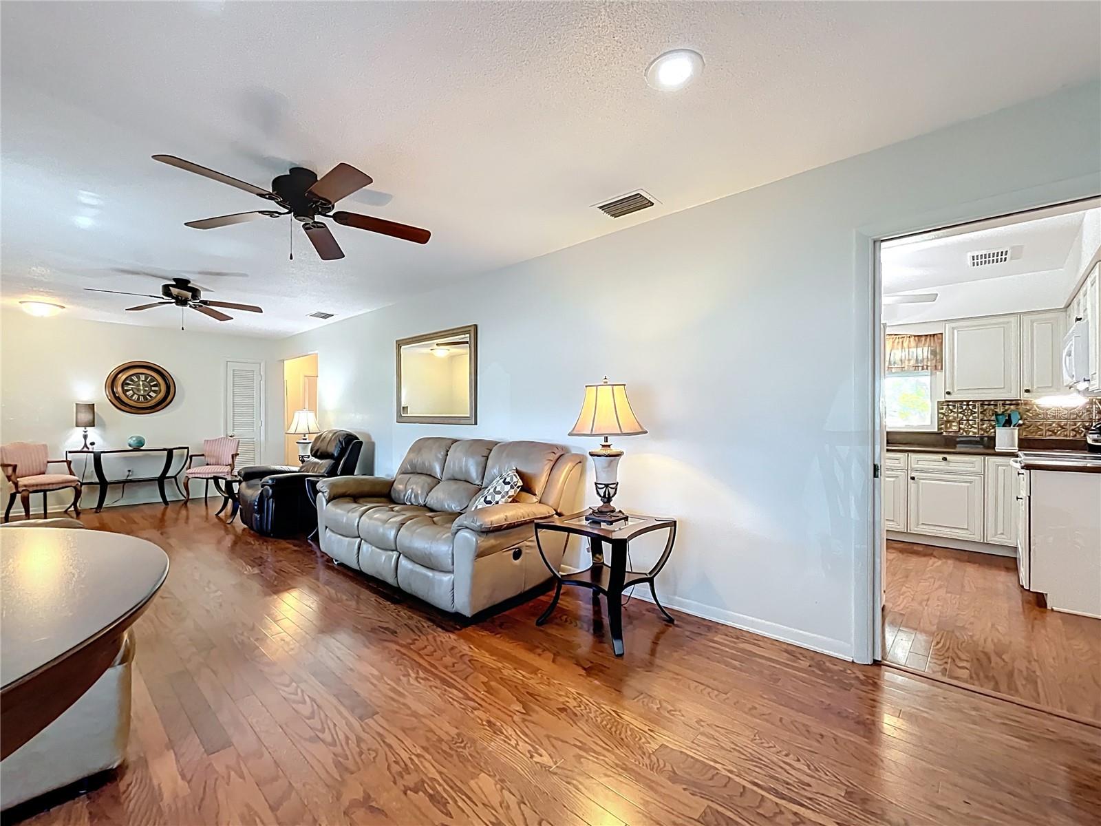 38 ORANGE BLOSSOM TRL, YALAHA, FL, 34797