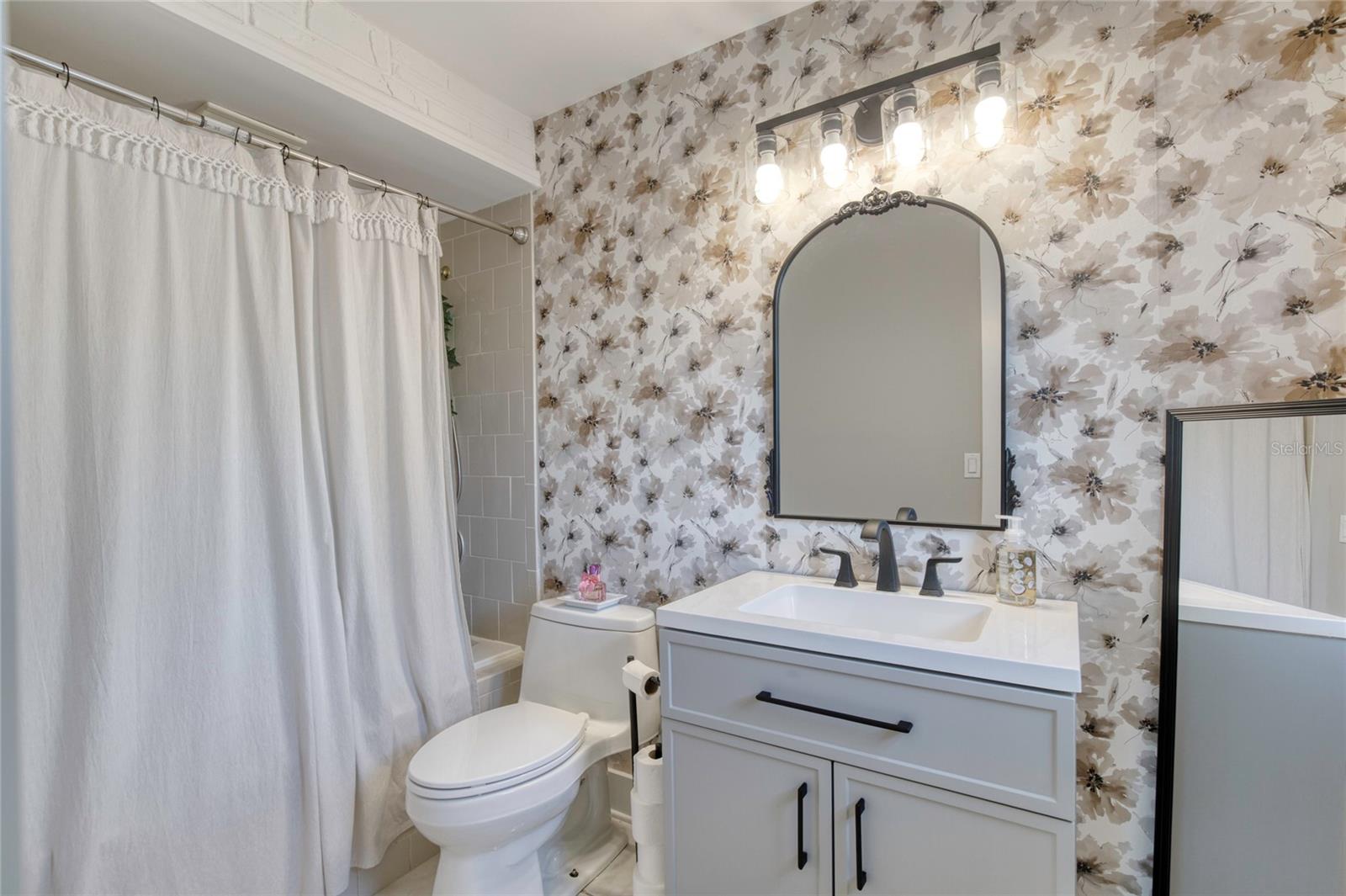 202 N BRIGHTON DR, PORT ORANGE, FL, 32127
