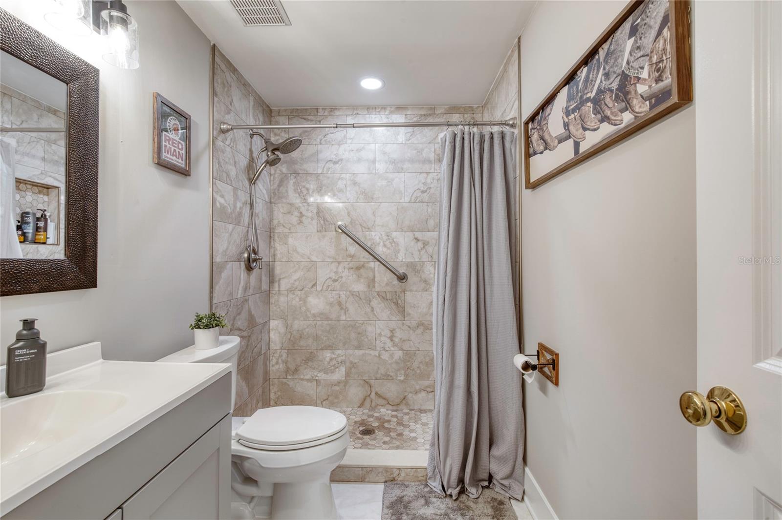 202 N BRIGHTON DR, PORT ORANGE, FL, 32127