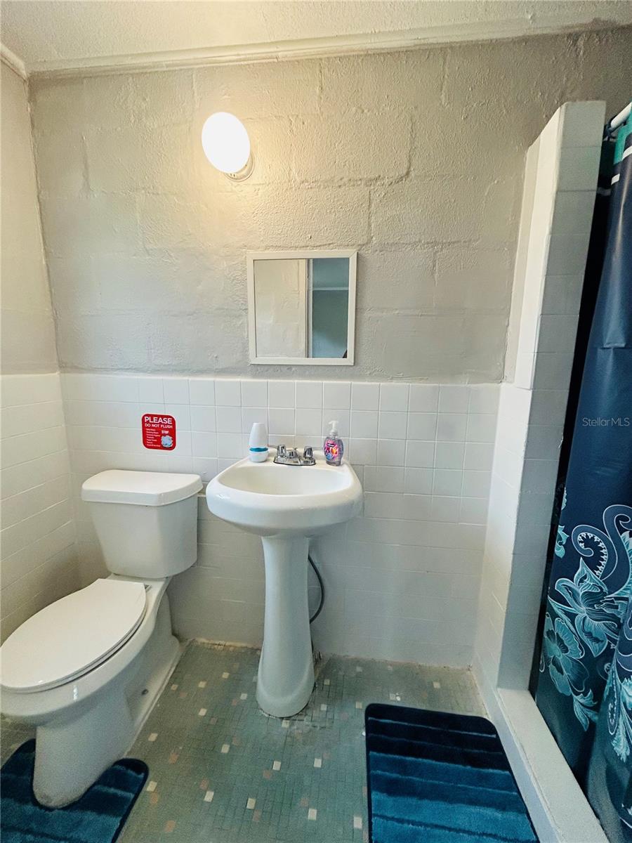 553597 US HIGHWAY 1 #Unit 8, HILLIARD, FL, 32046