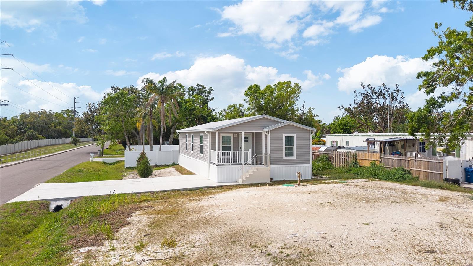 1423 VENETIA ST, NOKOMIS, FL, 34275