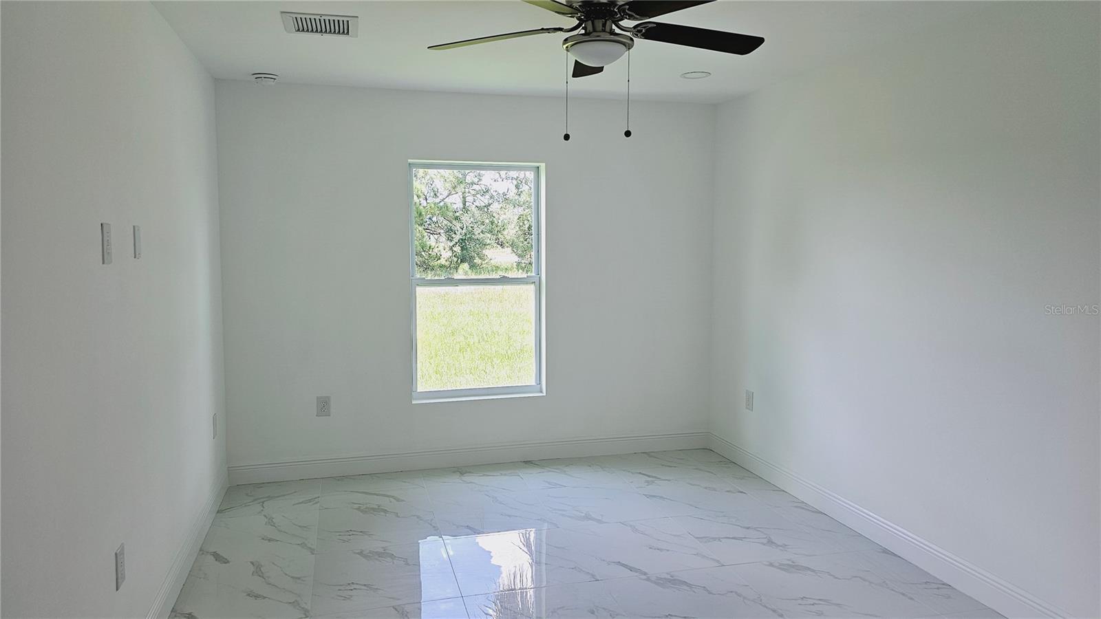 1098 EDGERTON AVE, LEHIGH ACRES, FL, 33974