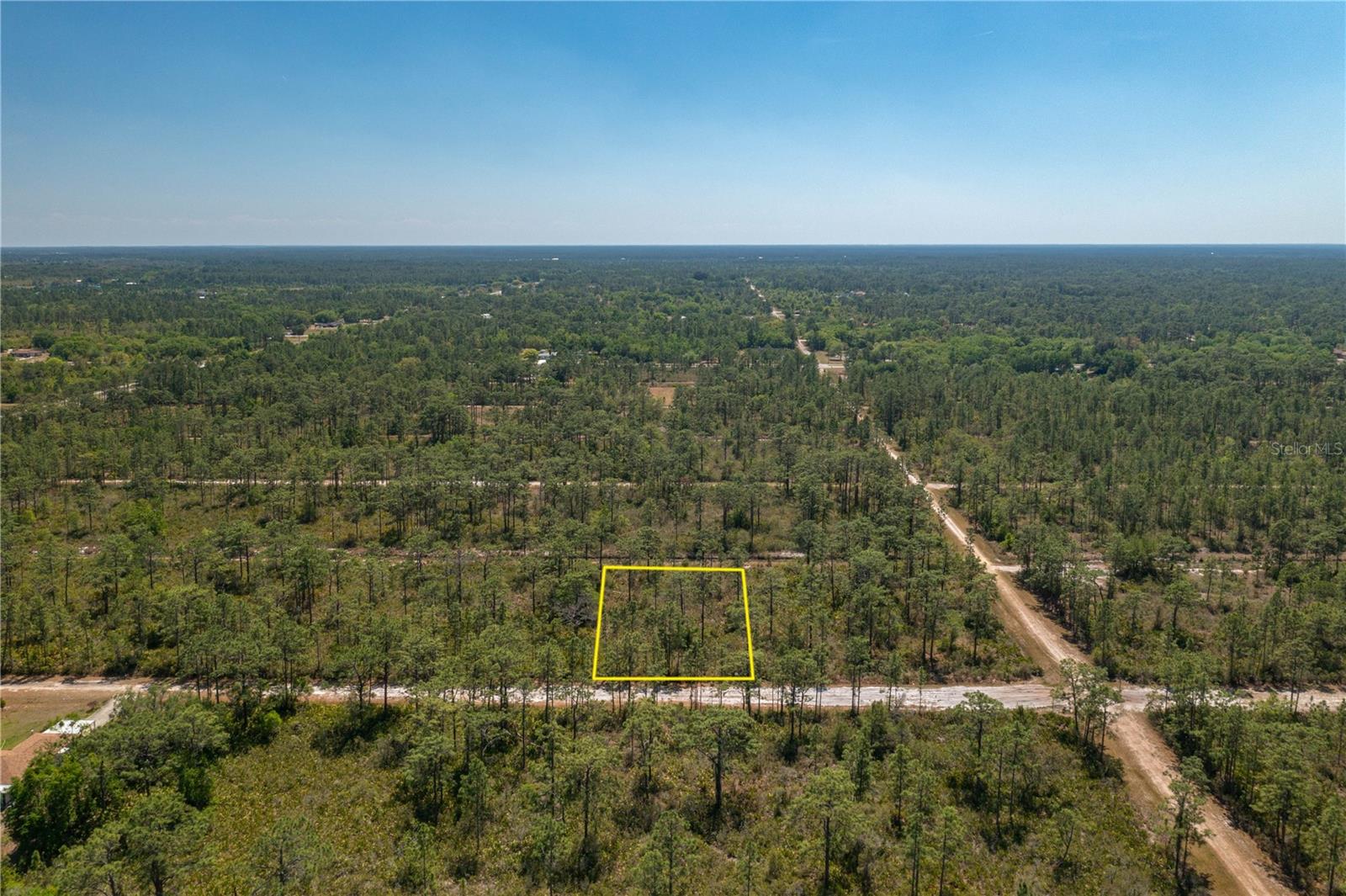 419 BOUGAINVILLE DR, INDIAN LAKE ESTATES, FL, 33855