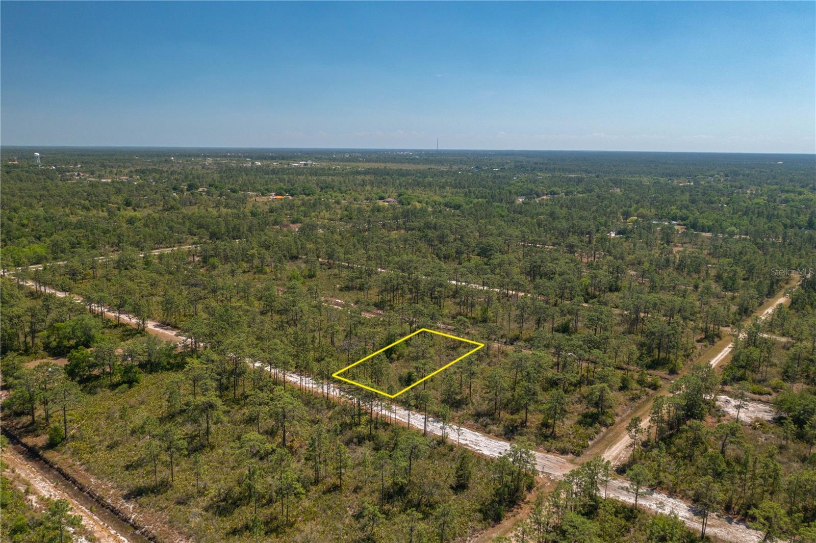 419 BOUGAINVILLE DR, INDIAN LAKE ESTATES, FL, 33855