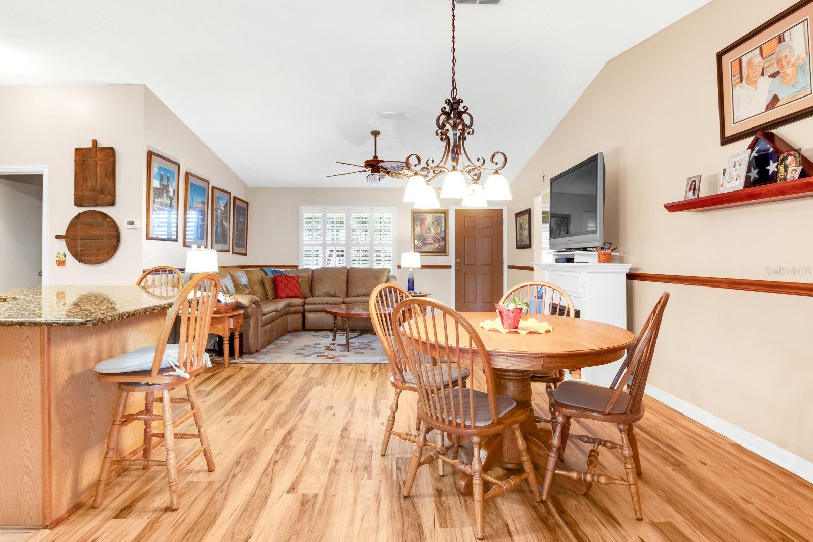 1502 EL PASO WAY, THE VILLAGES, FL, 32162