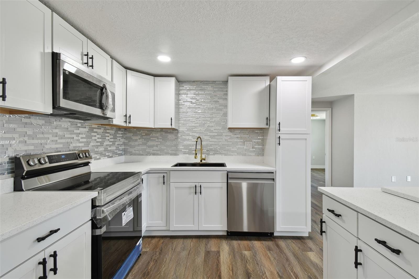 1103 CONOLEY LN, HOLIDAY, FL, 34691