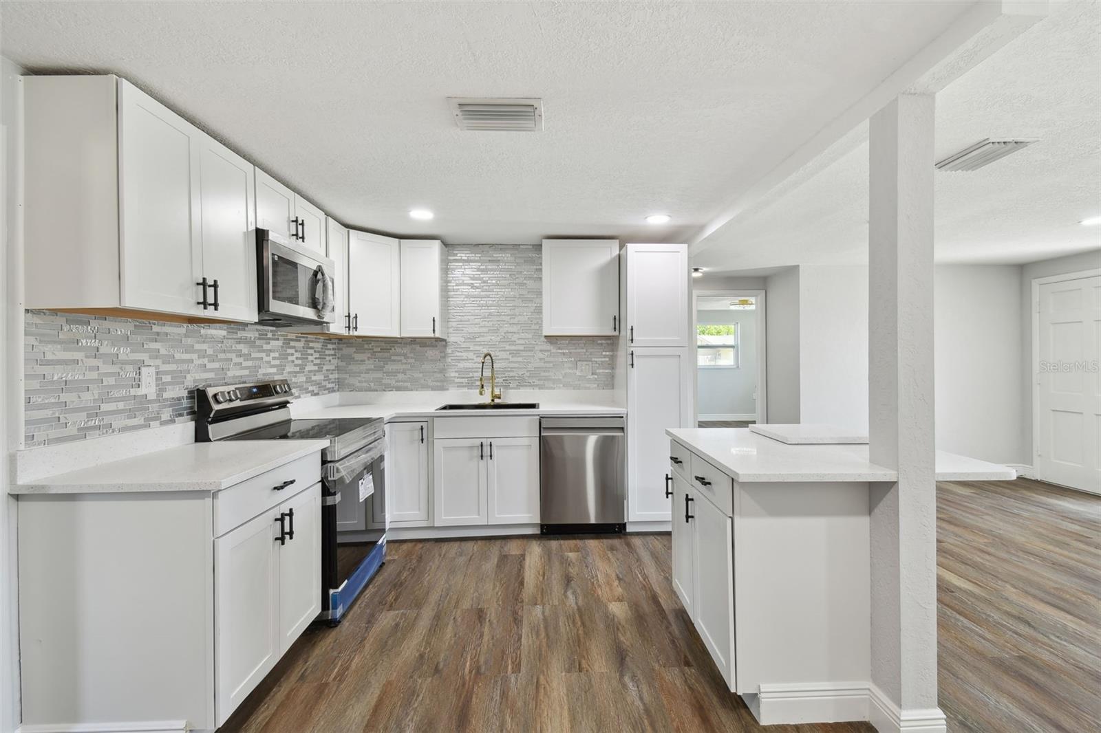 1103 CONOLEY LN, HOLIDAY, FL, 34691