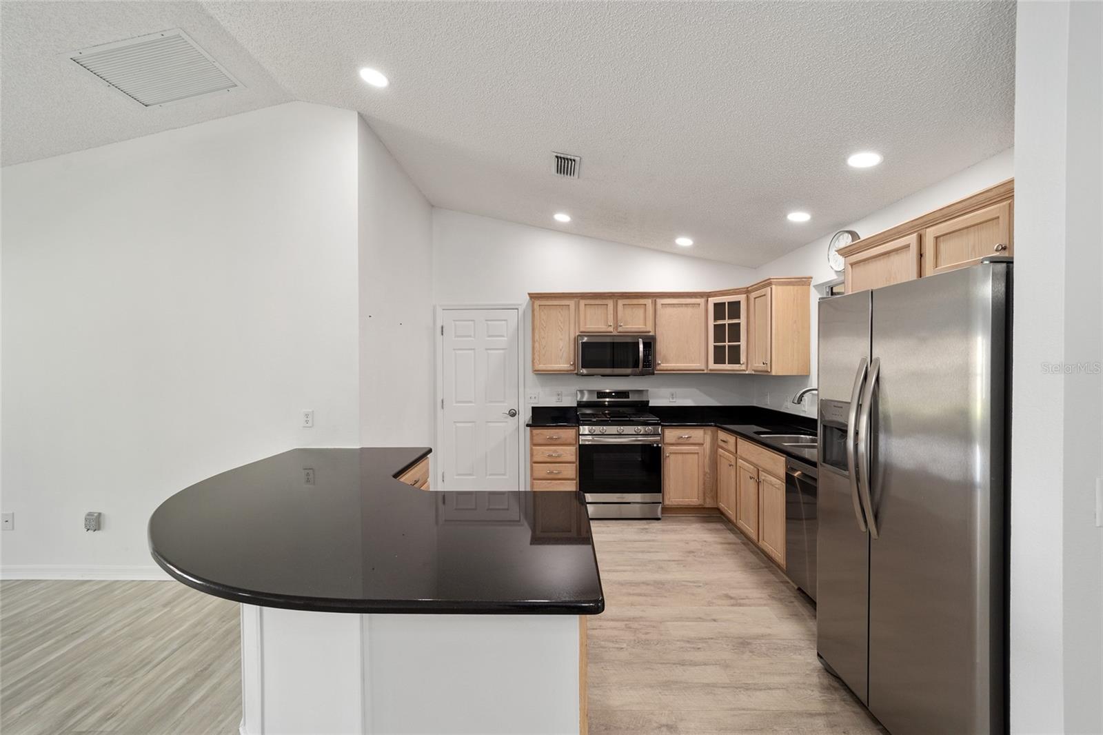 2144 CRAWFORD CT, THE VILLAGES, FL, 32162
