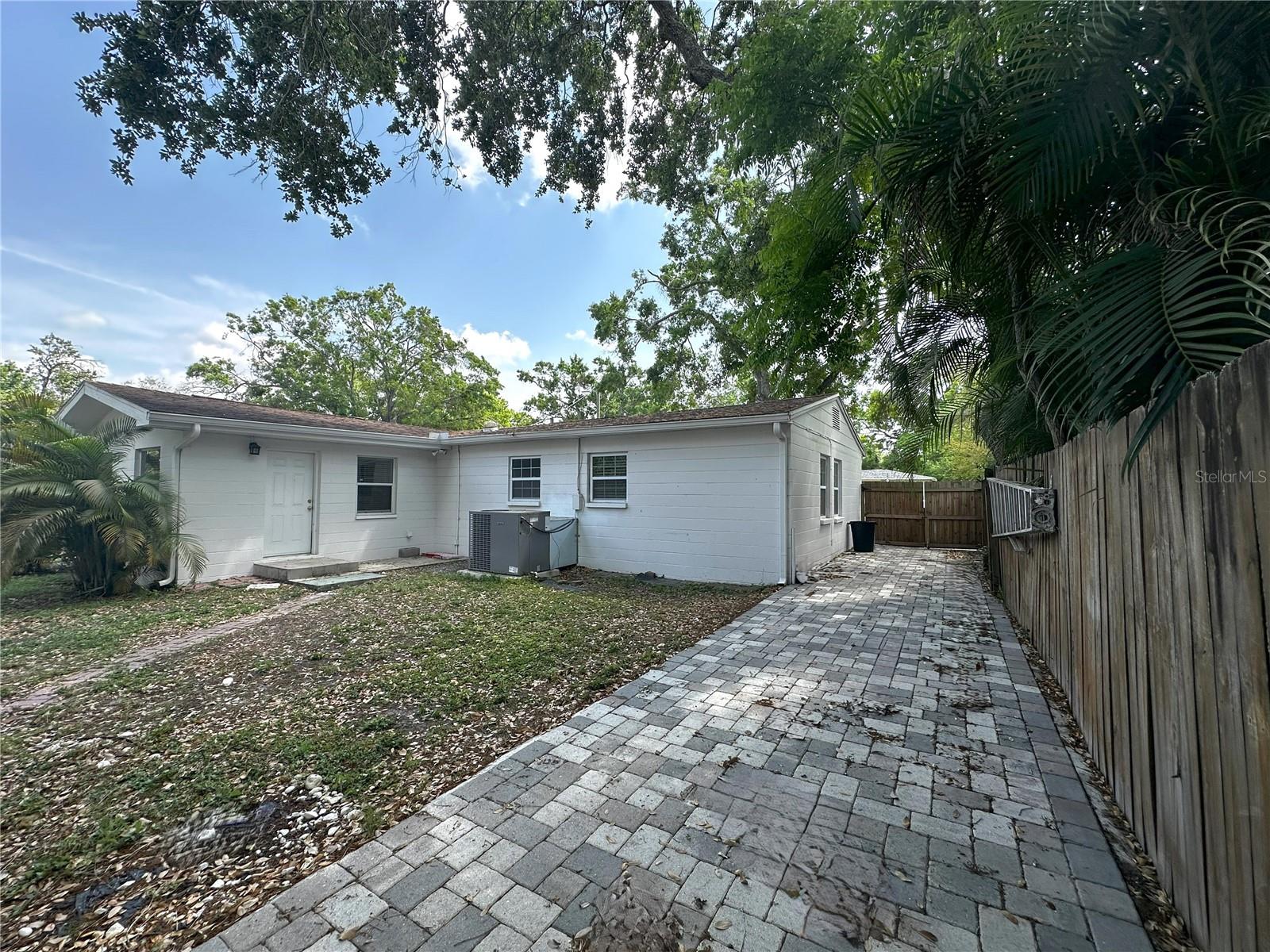 2315 CARROLL PL, TAMPA, FL, 33612