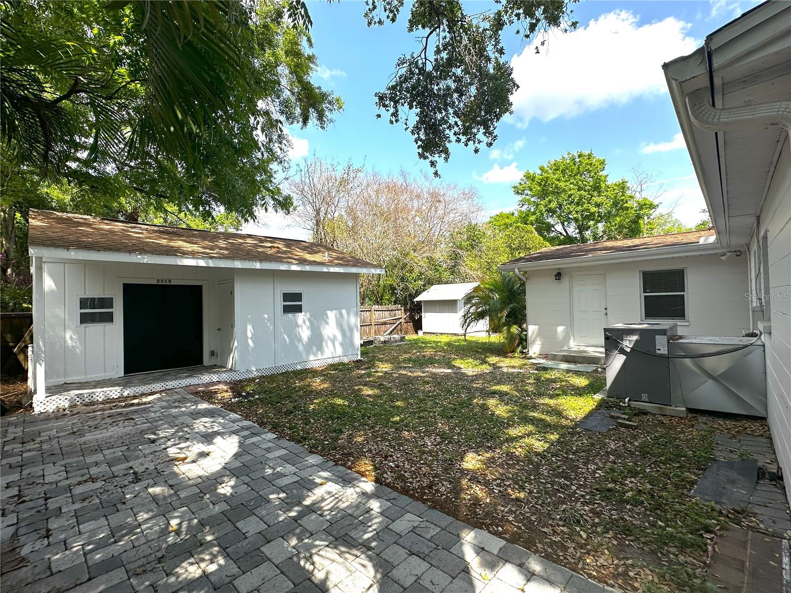 2315 CARROLL PL, TAMPA, FL, 33612