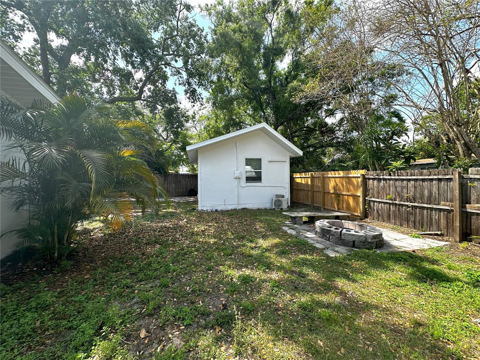 2315 CARROLL PL, TAMPA, FL, 33612