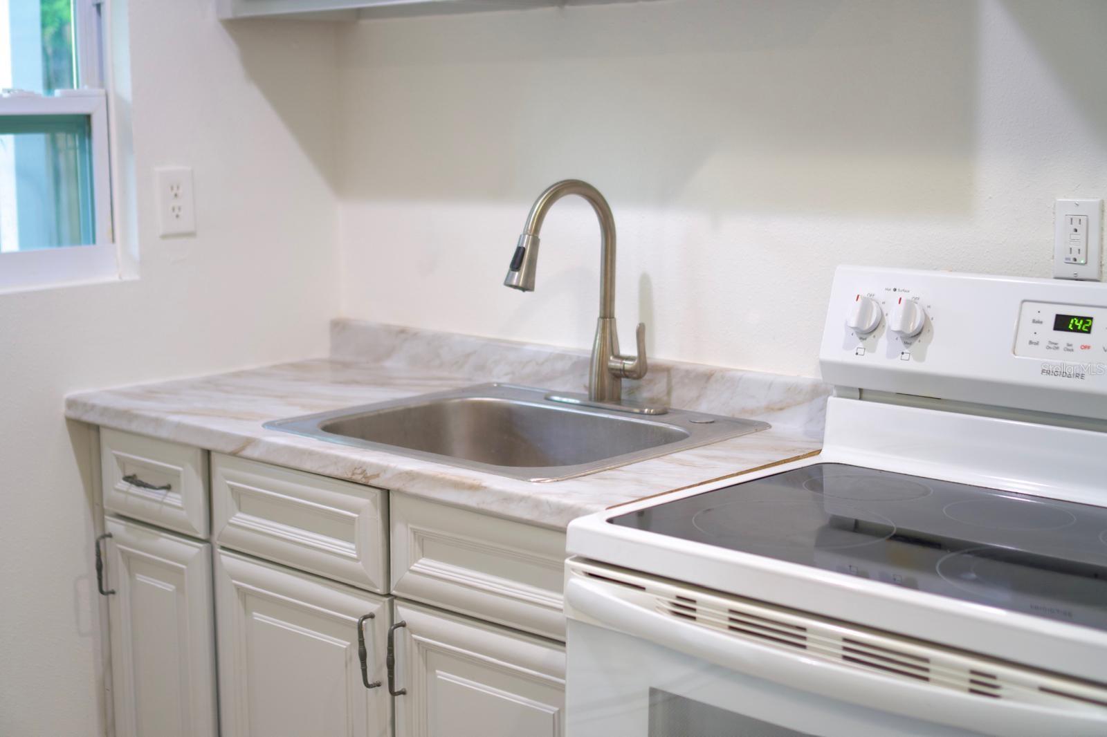 2315 CARROLL PL, TAMPA, FL, 33612