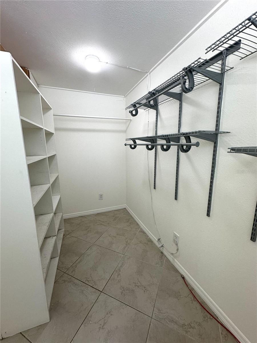 2315 CARROLL PL, TAMPA, FL, 33612