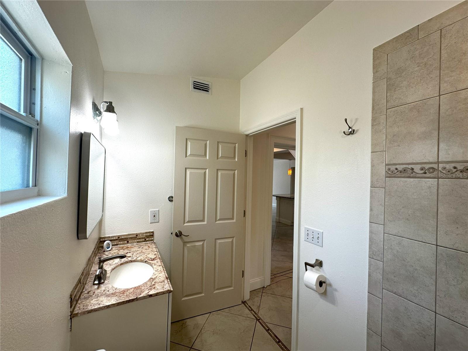 2315 CARROLL PL, TAMPA, FL, 33612