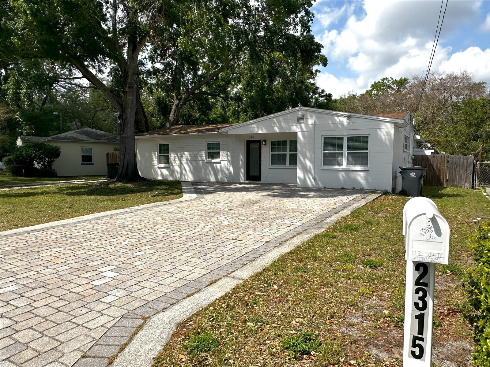 2315 CARROLL PL, TAMPA, FL, 33612