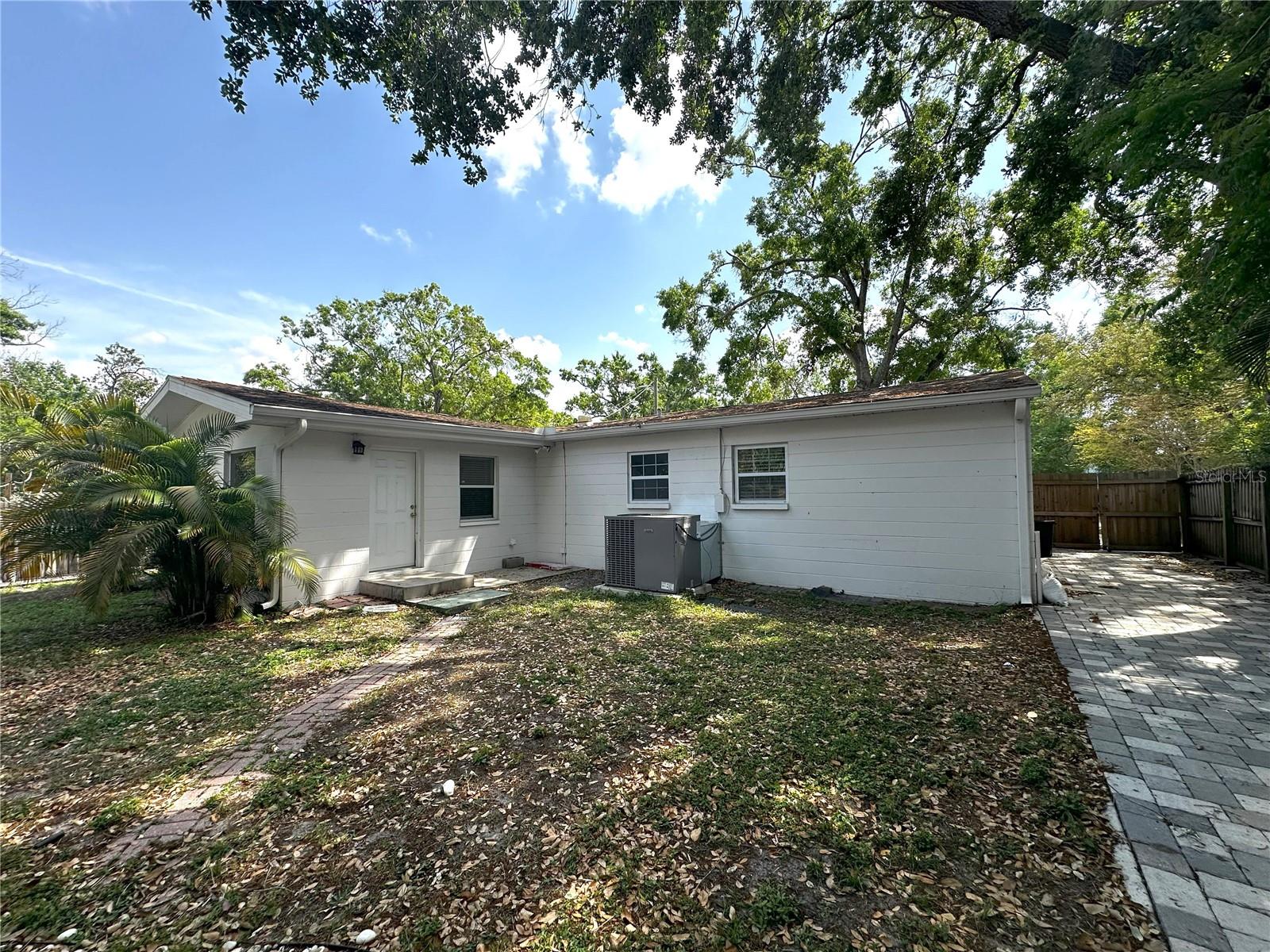 2315 CARROLL PL, TAMPA, FL, 33612