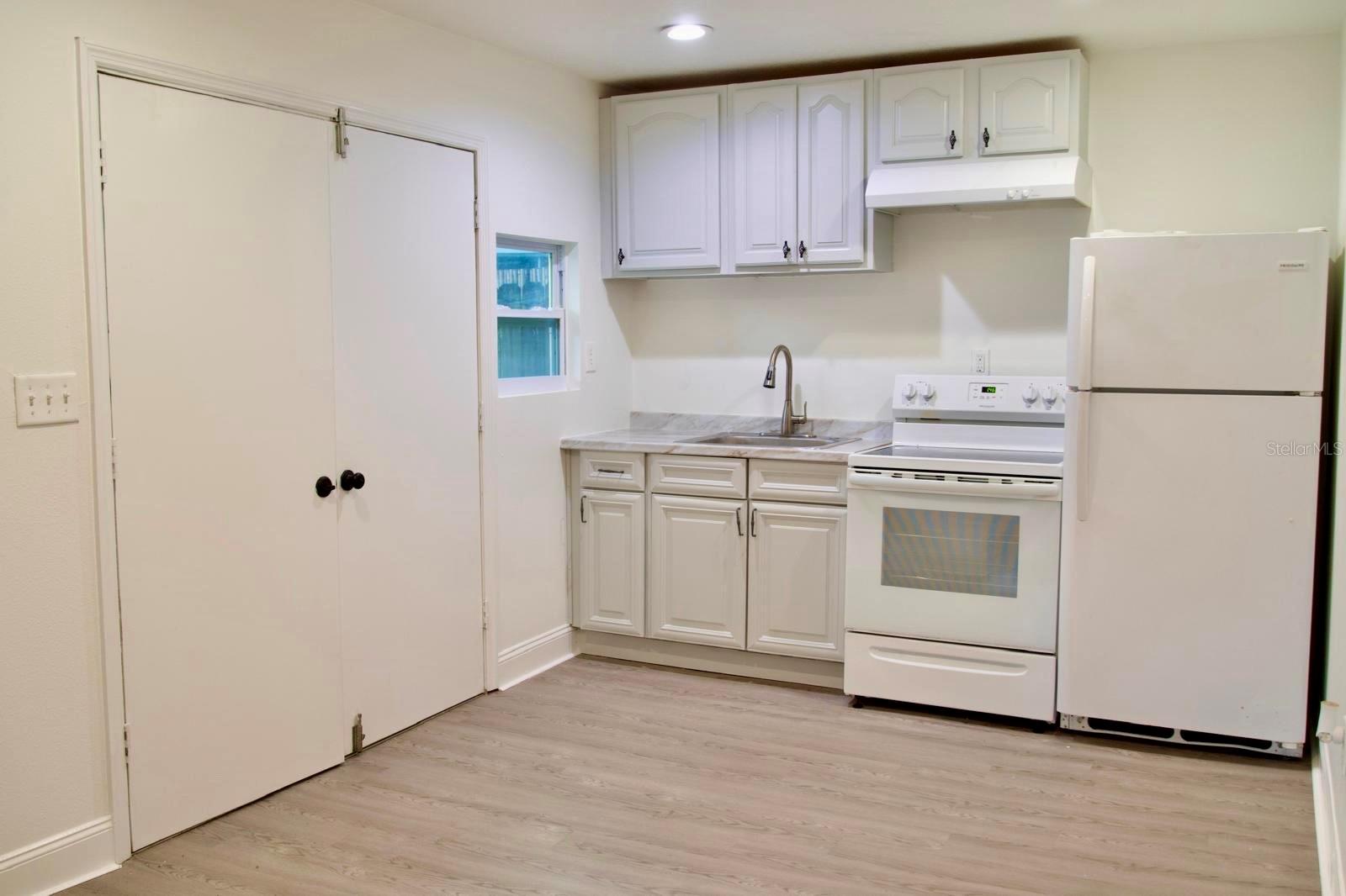 2315 CARROLL PL, TAMPA, FL, 33612