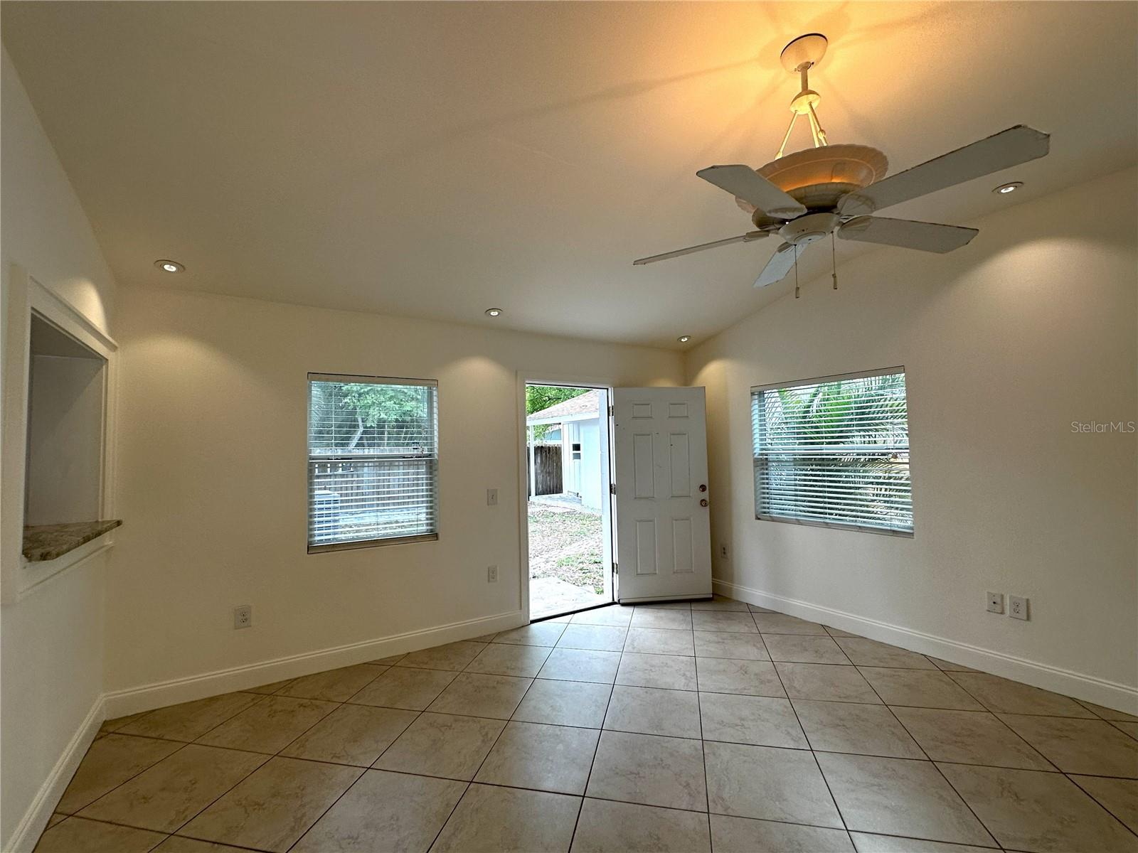 2315 CARROLL PL, TAMPA, FL, 33612