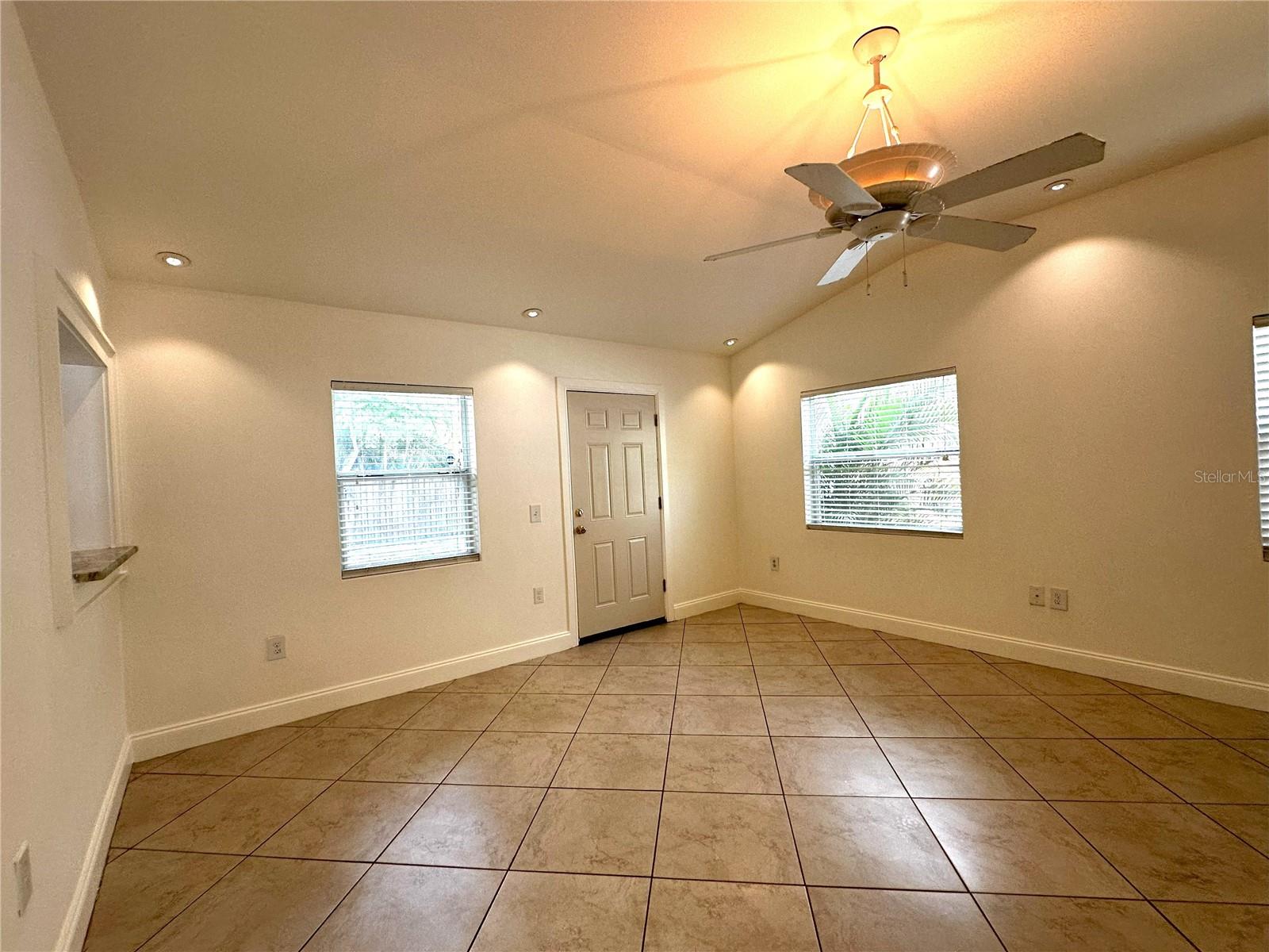 2315 CARROLL PL, TAMPA, FL, 33612