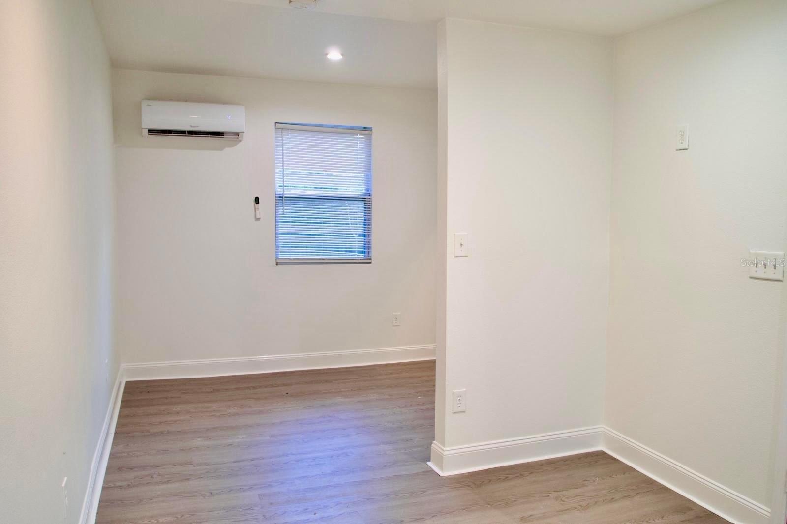 2315 CARROLL PL, TAMPA, FL, 33612