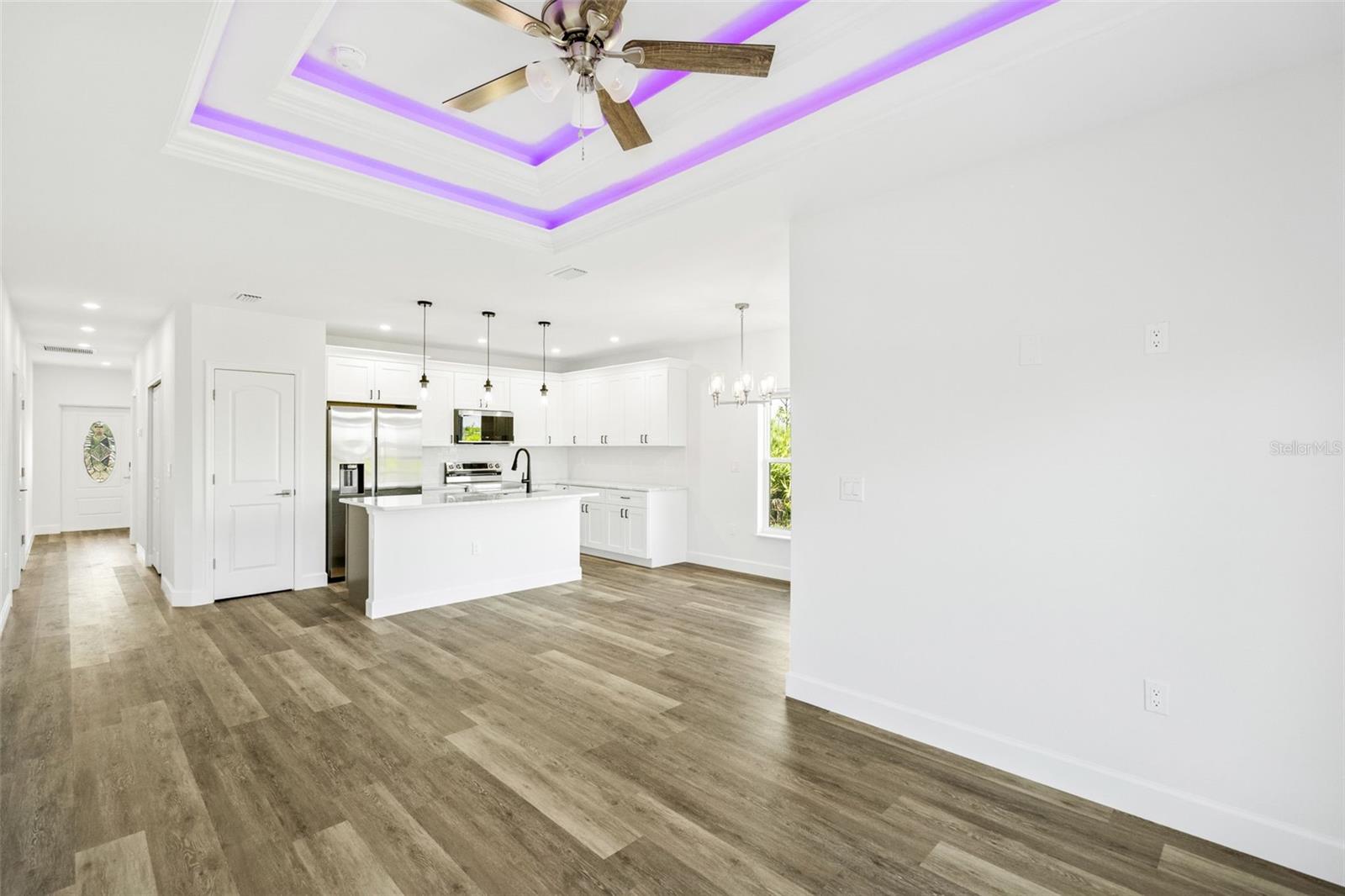 24 DONLON DR, ROTONDA WEST, FL, 33947