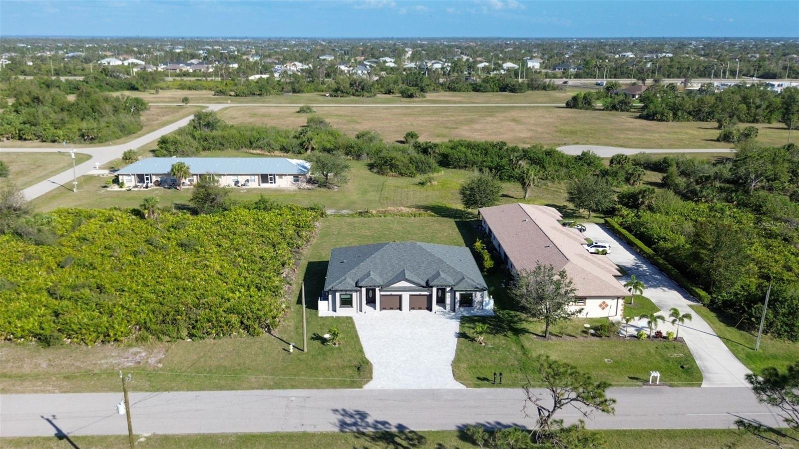 24 DONLON DR, ROTONDA WEST, FL, 33947