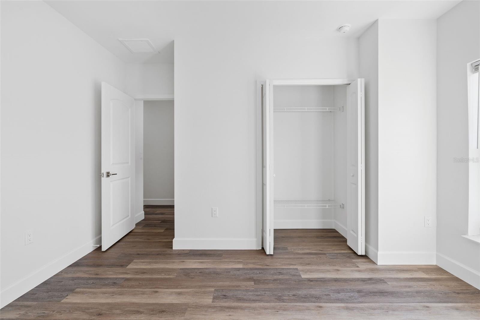 24 DONLON DR, ROTONDA WEST, FL, 33947