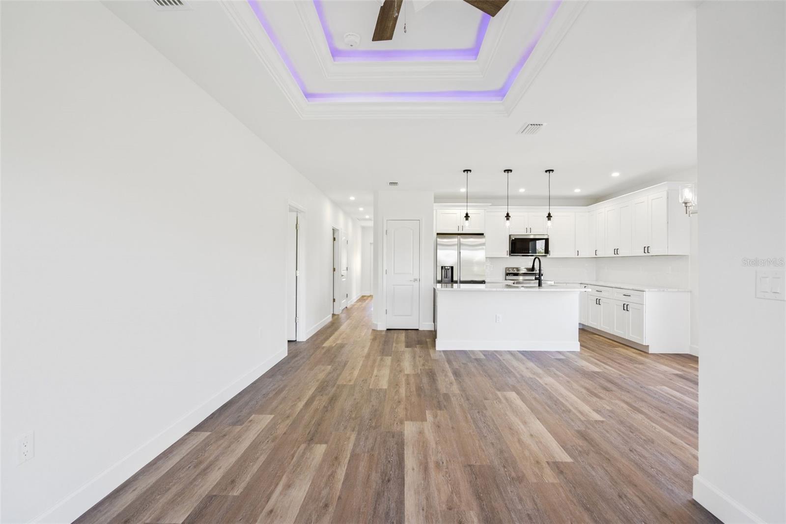 24 DONLON DR, ROTONDA WEST, FL, 33947