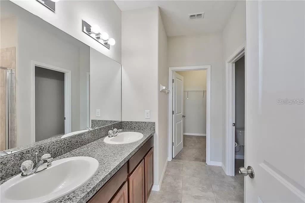 7325 PARKSHORE DR, APOLLO BEACH, FL, 33572